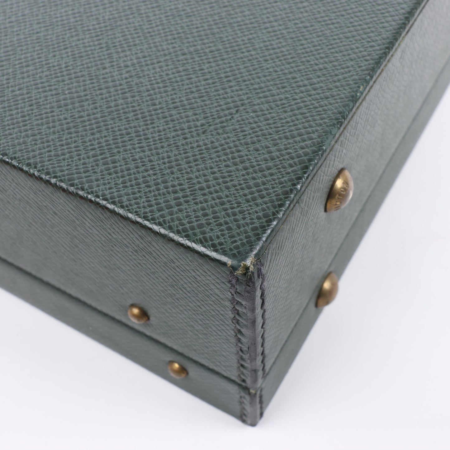 Louis Vuitton Taiga Diplomat Travel Bag in Green M30014