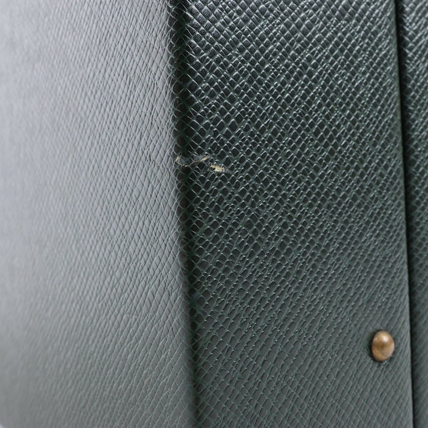 Louis Vuitton Taiga Diplomat Travel Bag in Green M30014