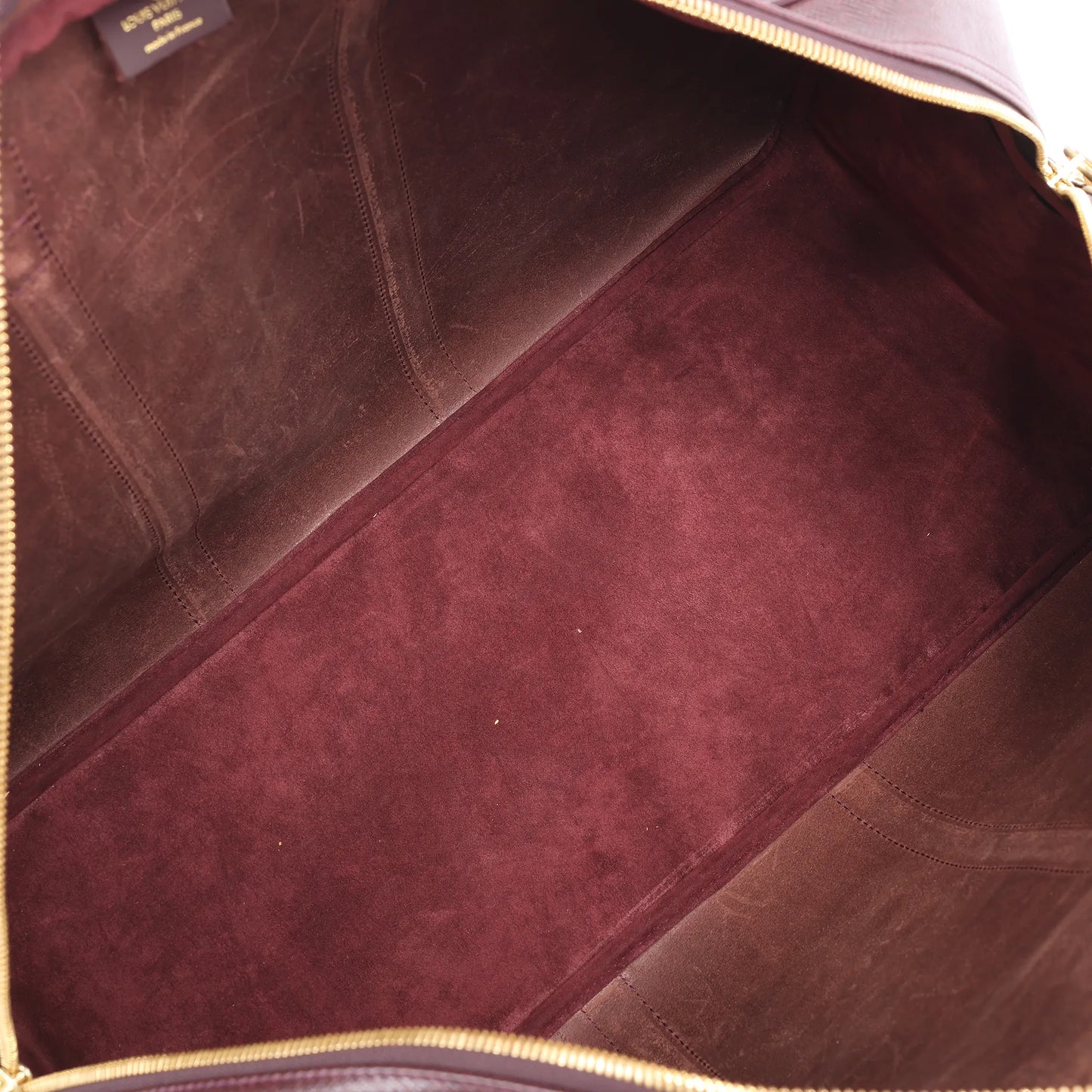 Louis Vuitton Taiga GM Kendall Travel bag in Burgundy