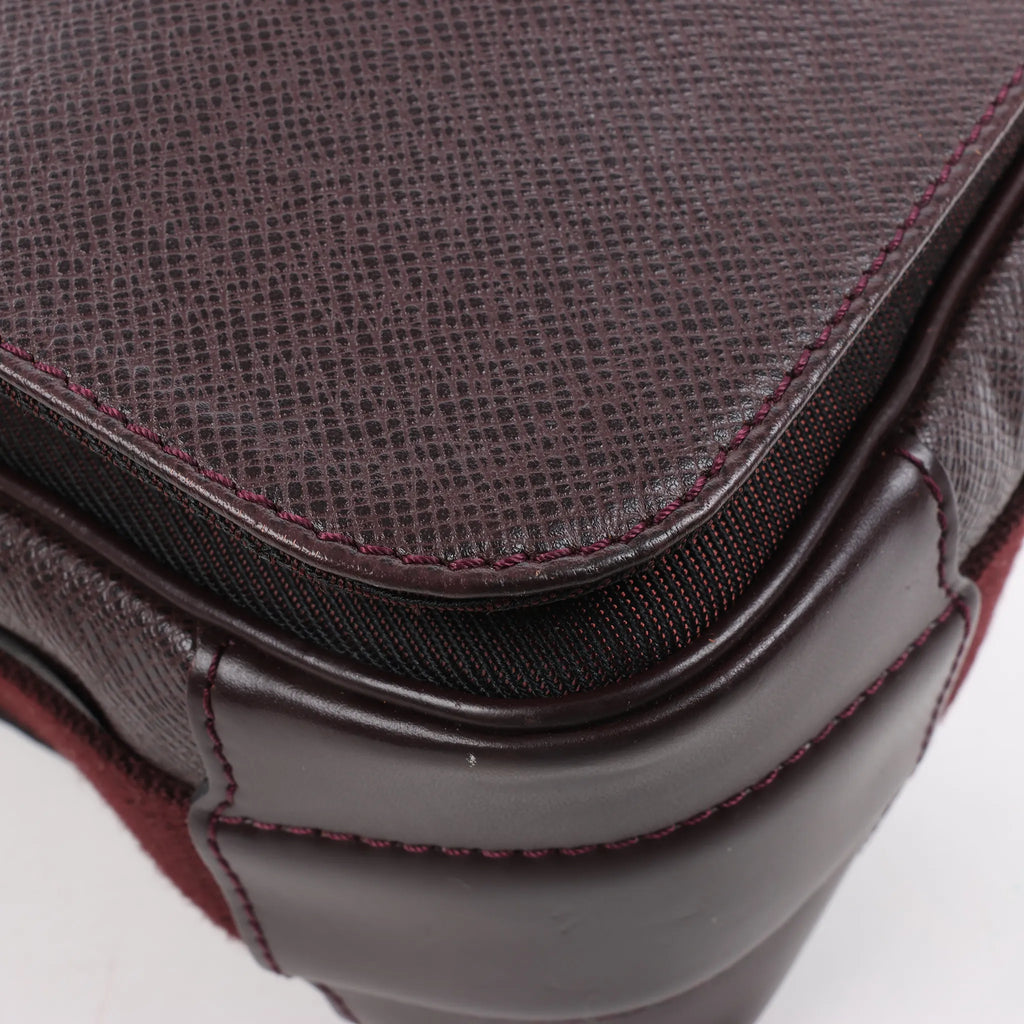 Louis Vuitton Taiga Viktor Shoulder Bag in Burgundy M30146