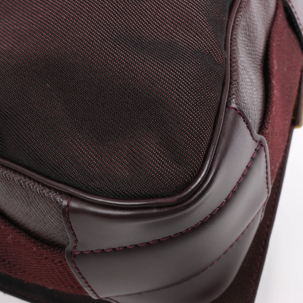 Louis Vuitton Taiga Viktor Shoulder Bag in Burgundy M30146