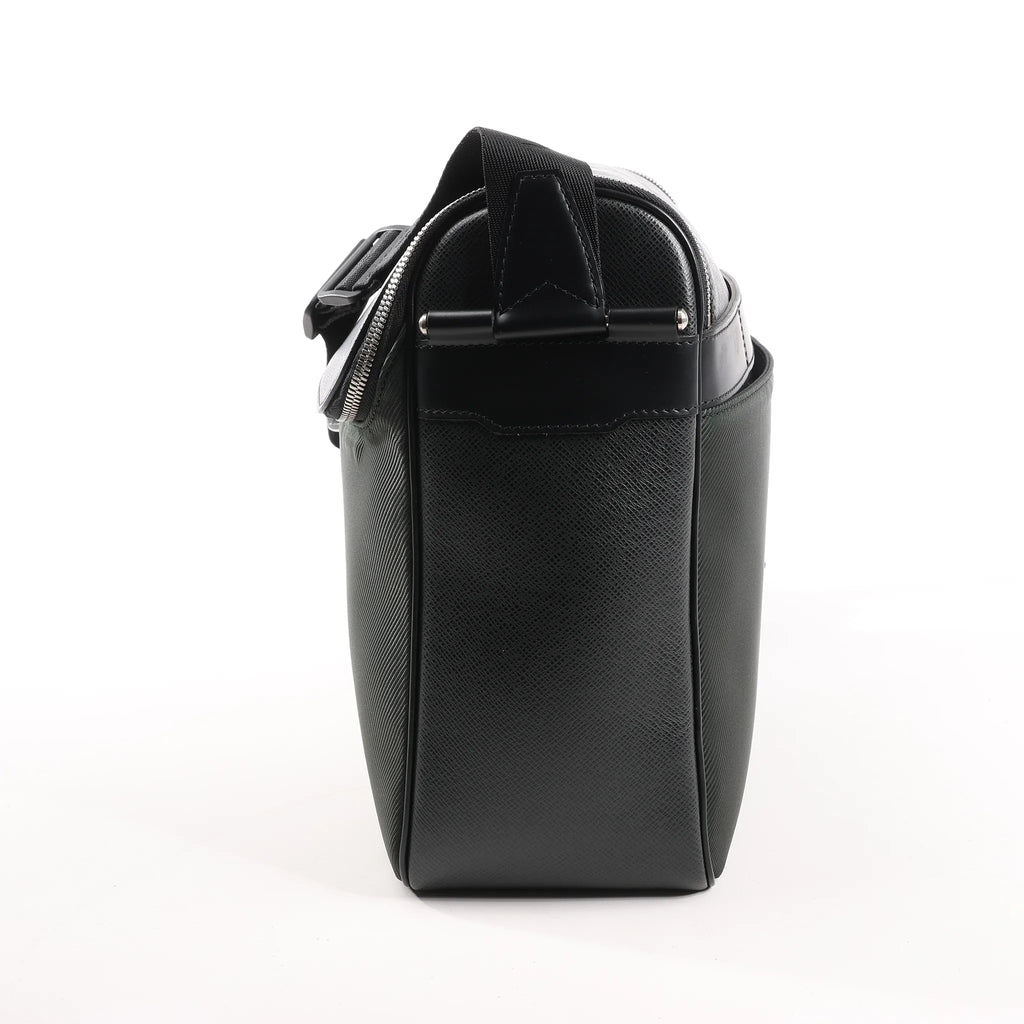 Louis Vuitton Taiga Taimyr Messenger Crossbody Bag in Black M30862