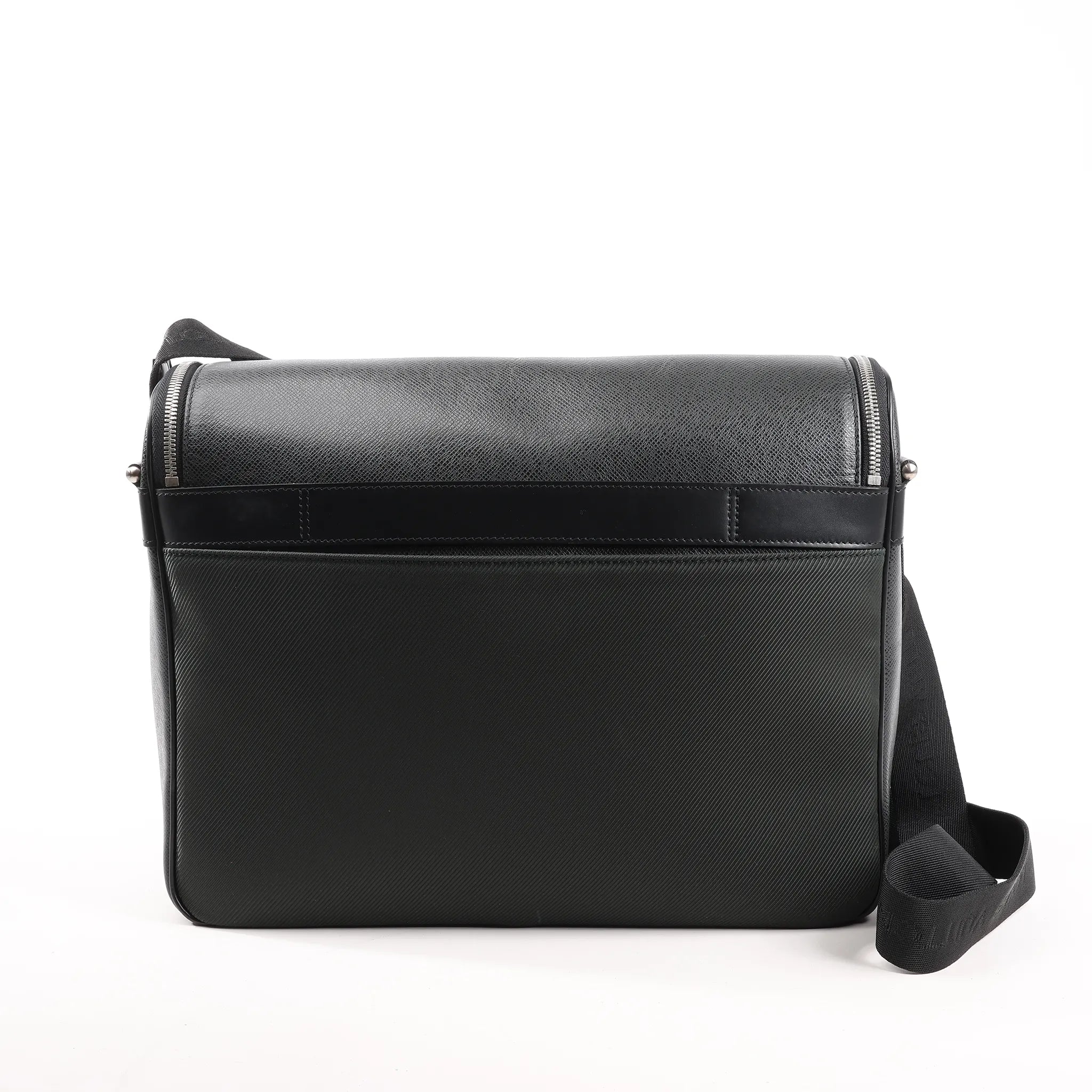 Louis Vuitton Taiga Taimyr Messenger Crossbody Bag in Black M30862