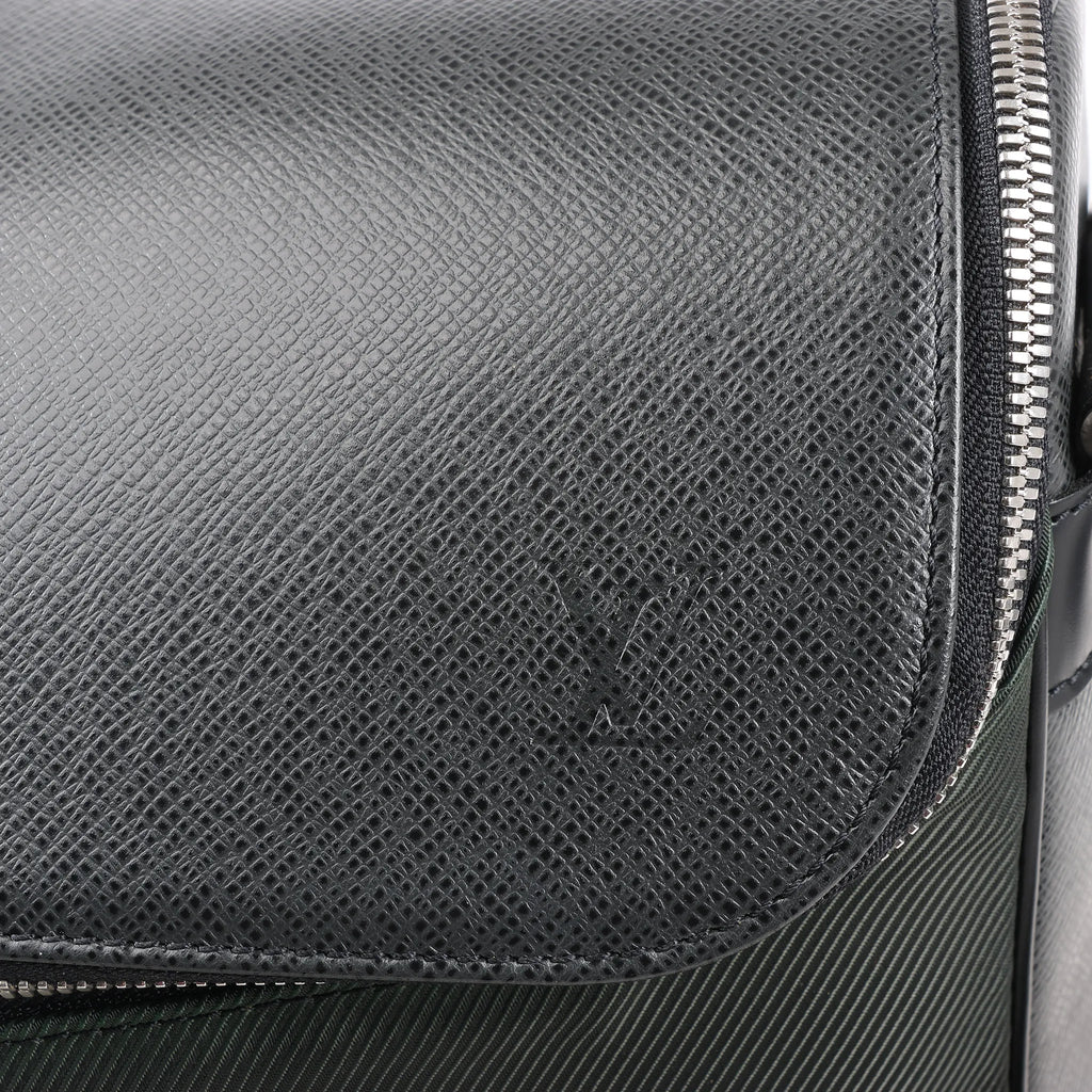 Louis Vuitton Taiga Taimyr Messenger Crossbody Bag in Black M30862