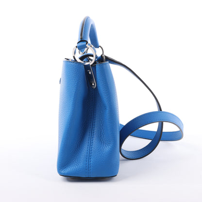 Louis Vuitton Taurillon Capucines BB Handtasche in Blau