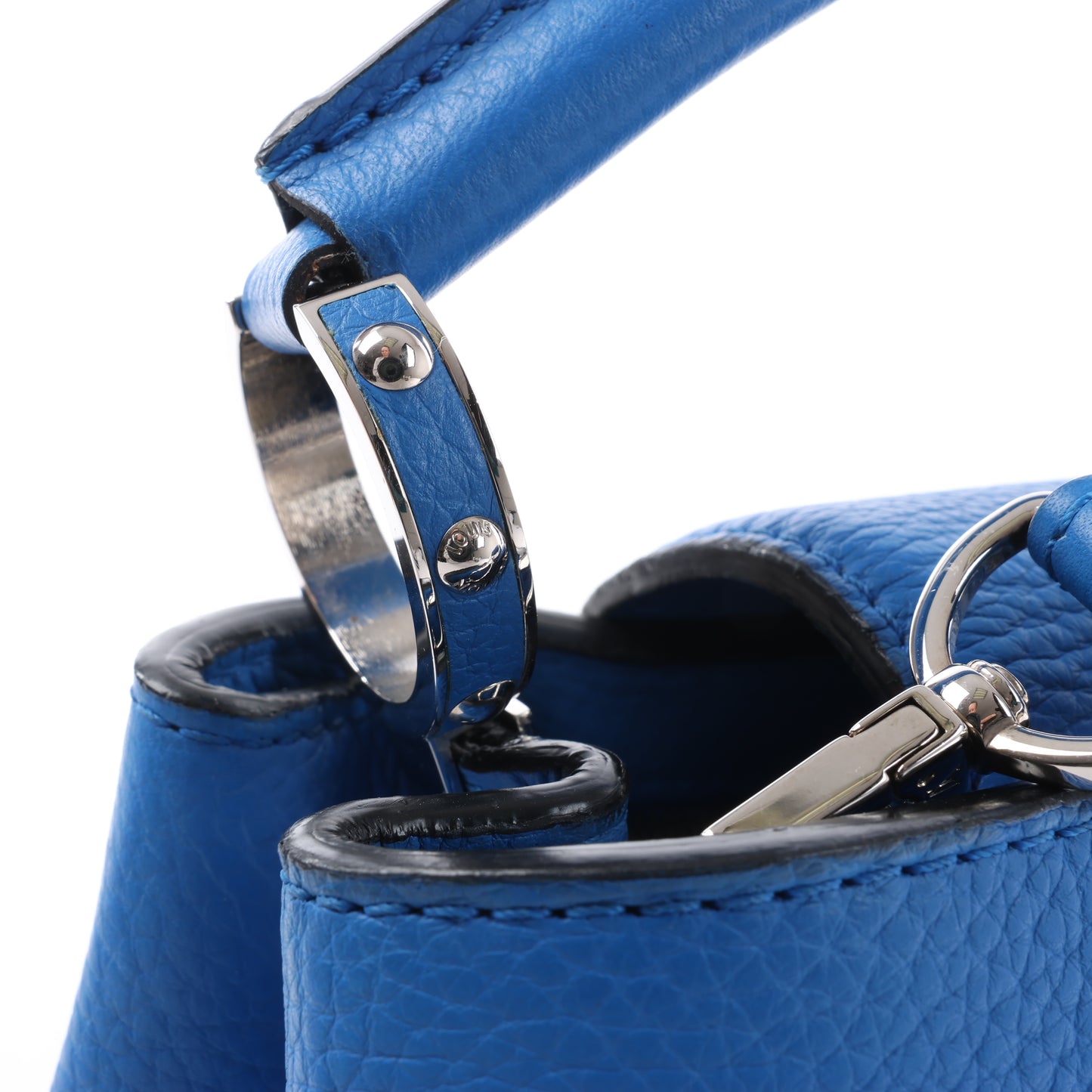 Louis Vuitton Taurillon Capucines BB Handtasche in Blau