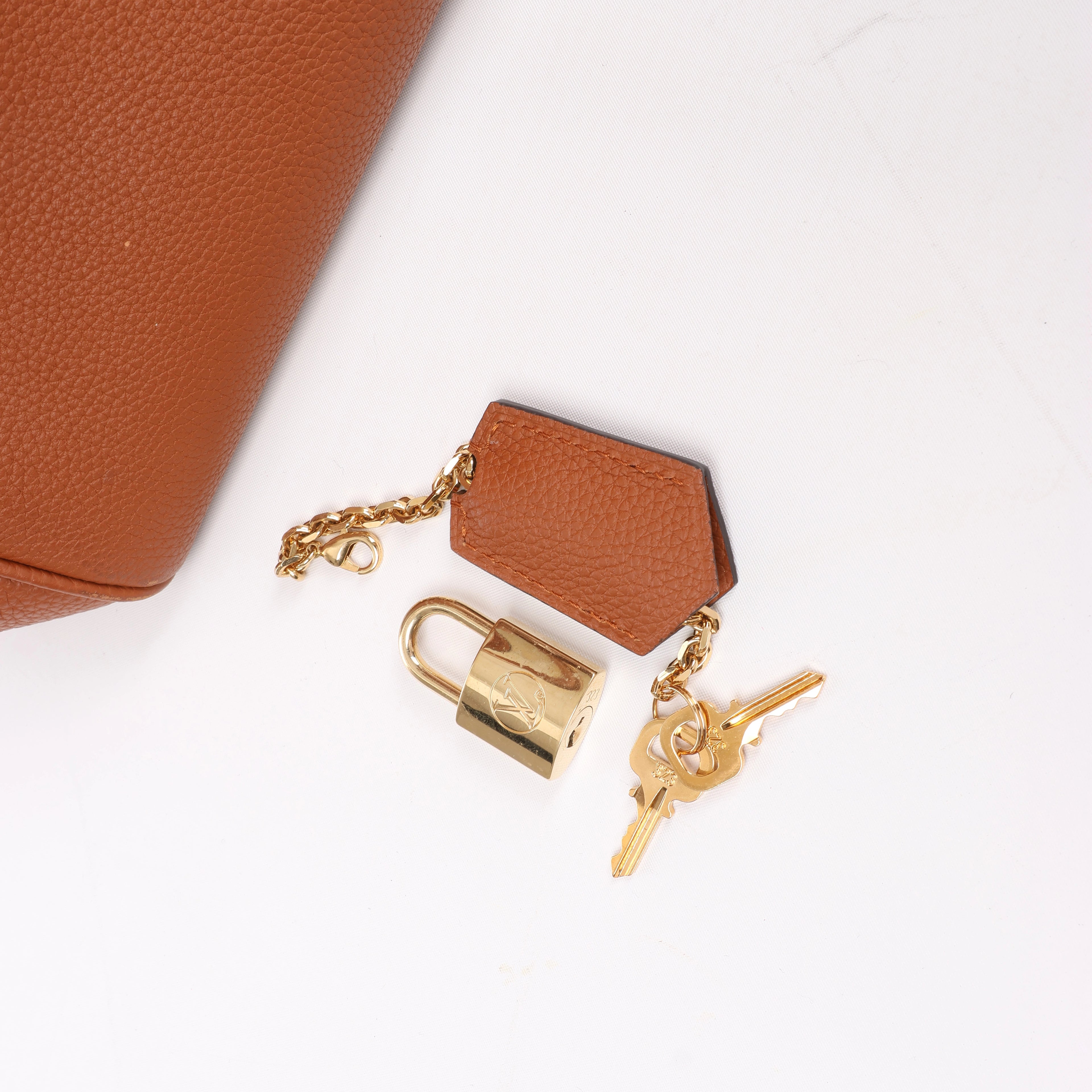 Bolso de hombro Louis Vuitton Monogram Totally PM