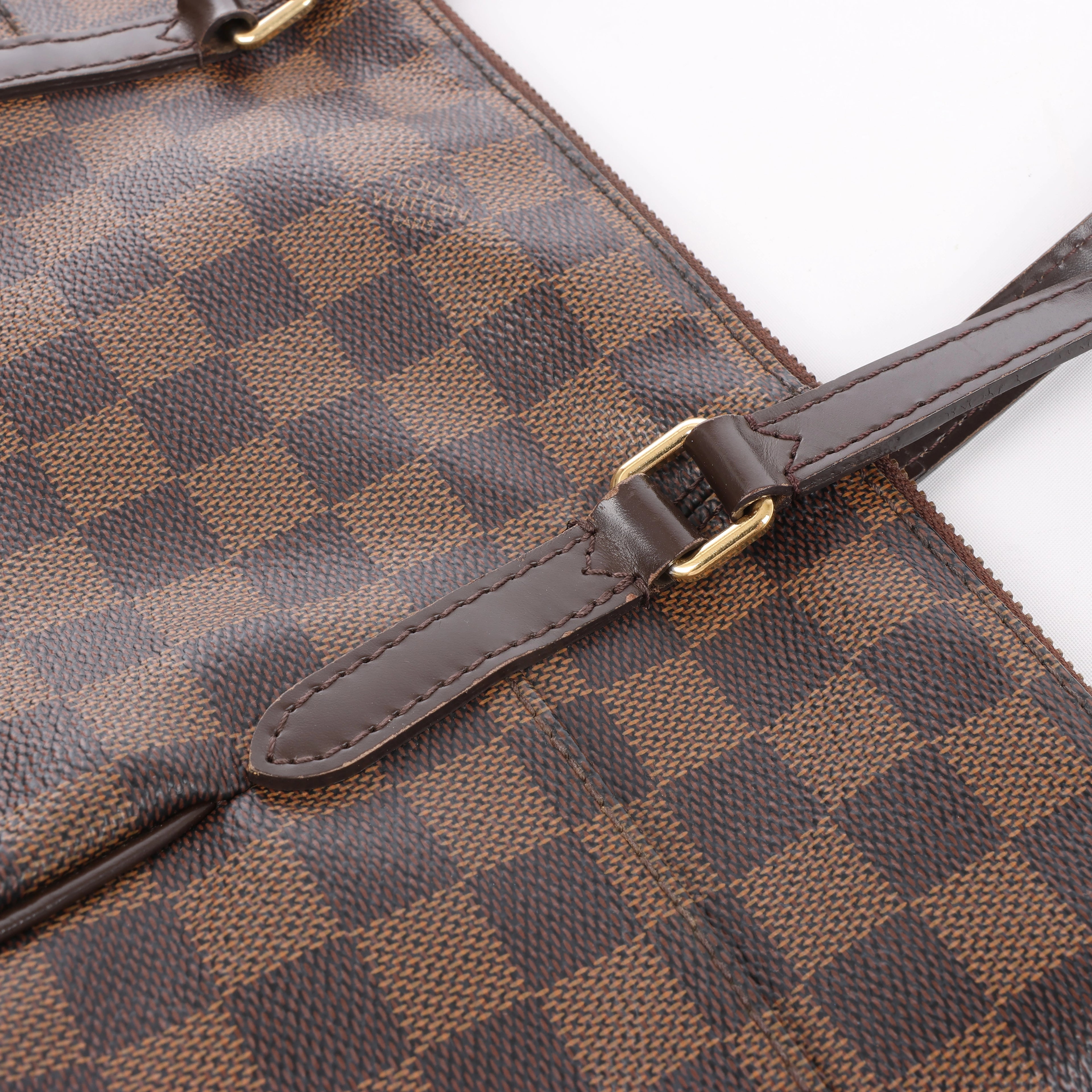 Bolso de hombro Louis Vuitton Monogram Totally PM