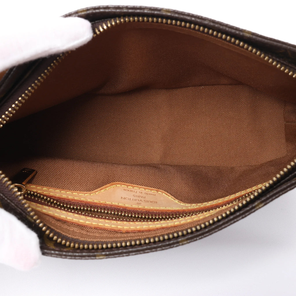 Bolso bandolera de lona con monograma Trotteur de Louis Vuitton en marrón M51240
