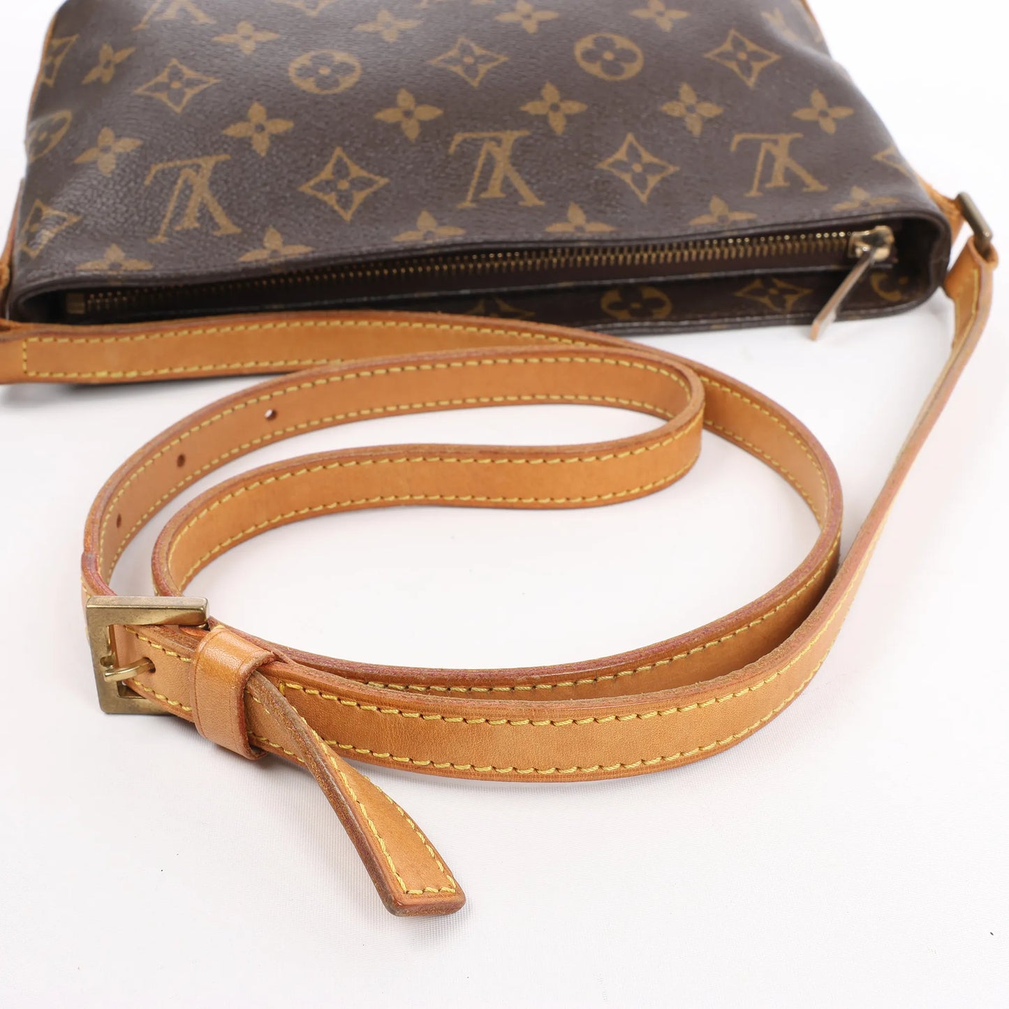 Louis Vuitton Monogram Canvas Trotteur Shoulder Bag M51240