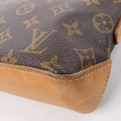 Louis Vuitton Monogram Canvas Trotteur Shoulder Bag M51240