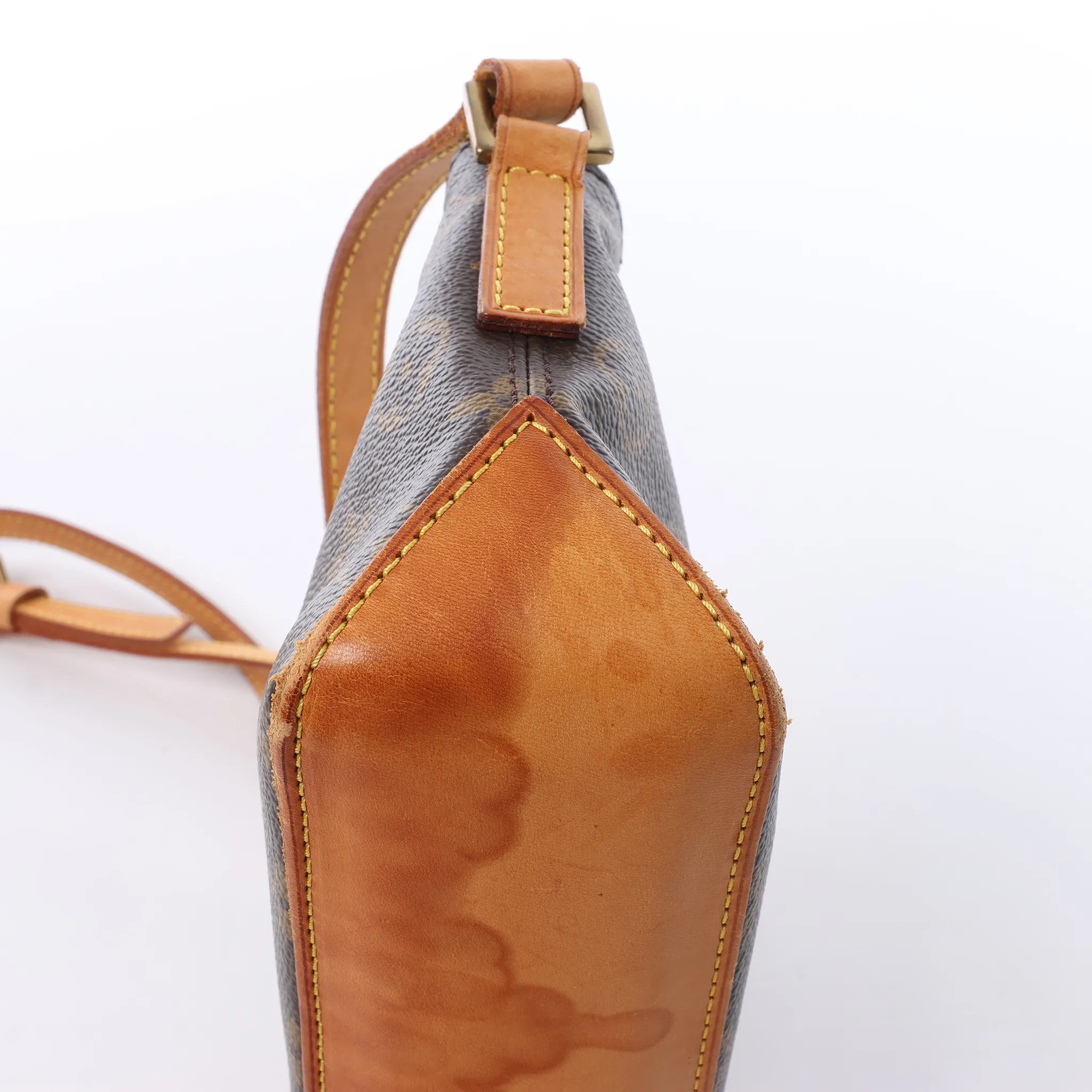 Louis Vuitton Trotteur Monogram Canvas Crossbody Bag in Brown M51240