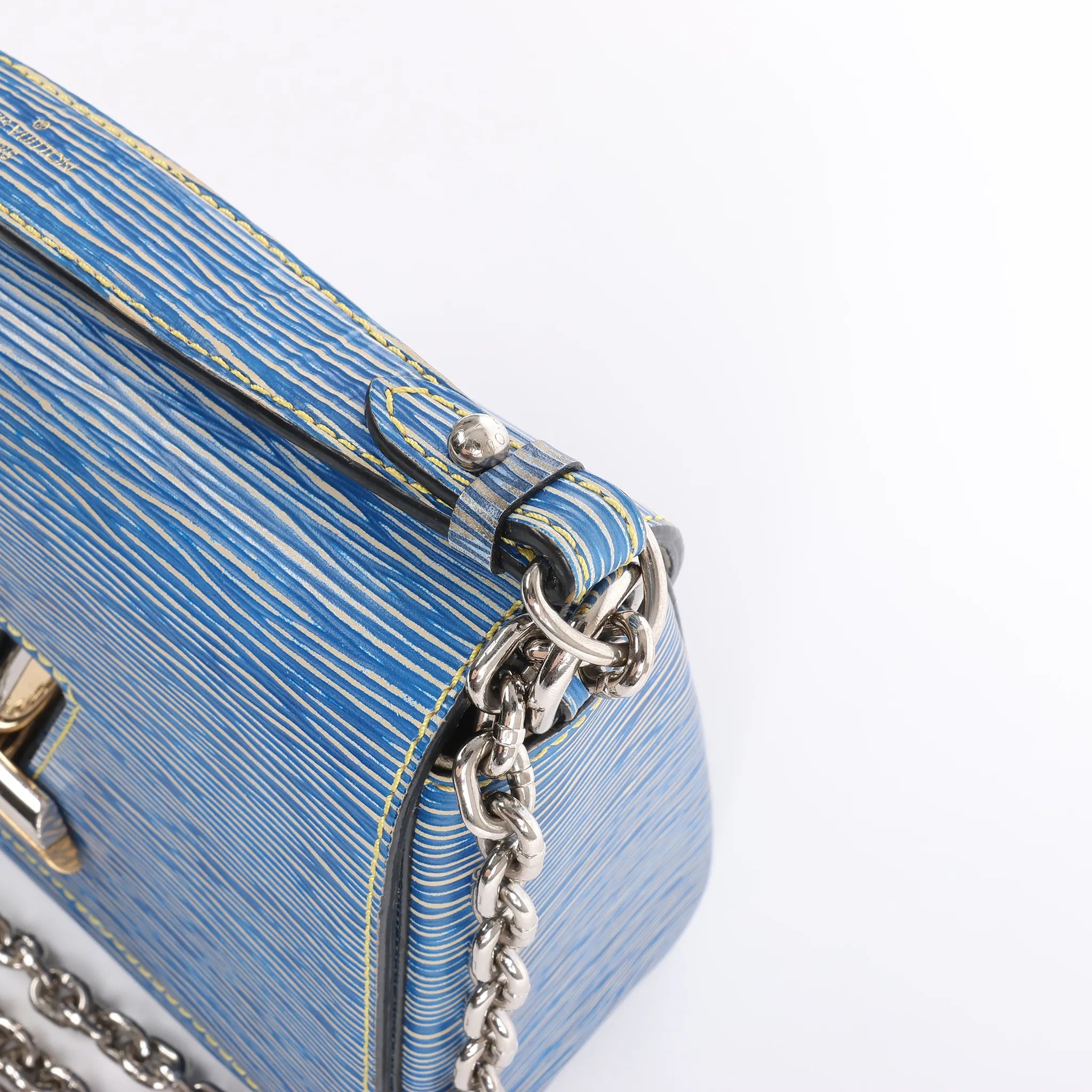 Louis Vuitton Twist MM Epi Leather Crossbody Bag in Blue M50271