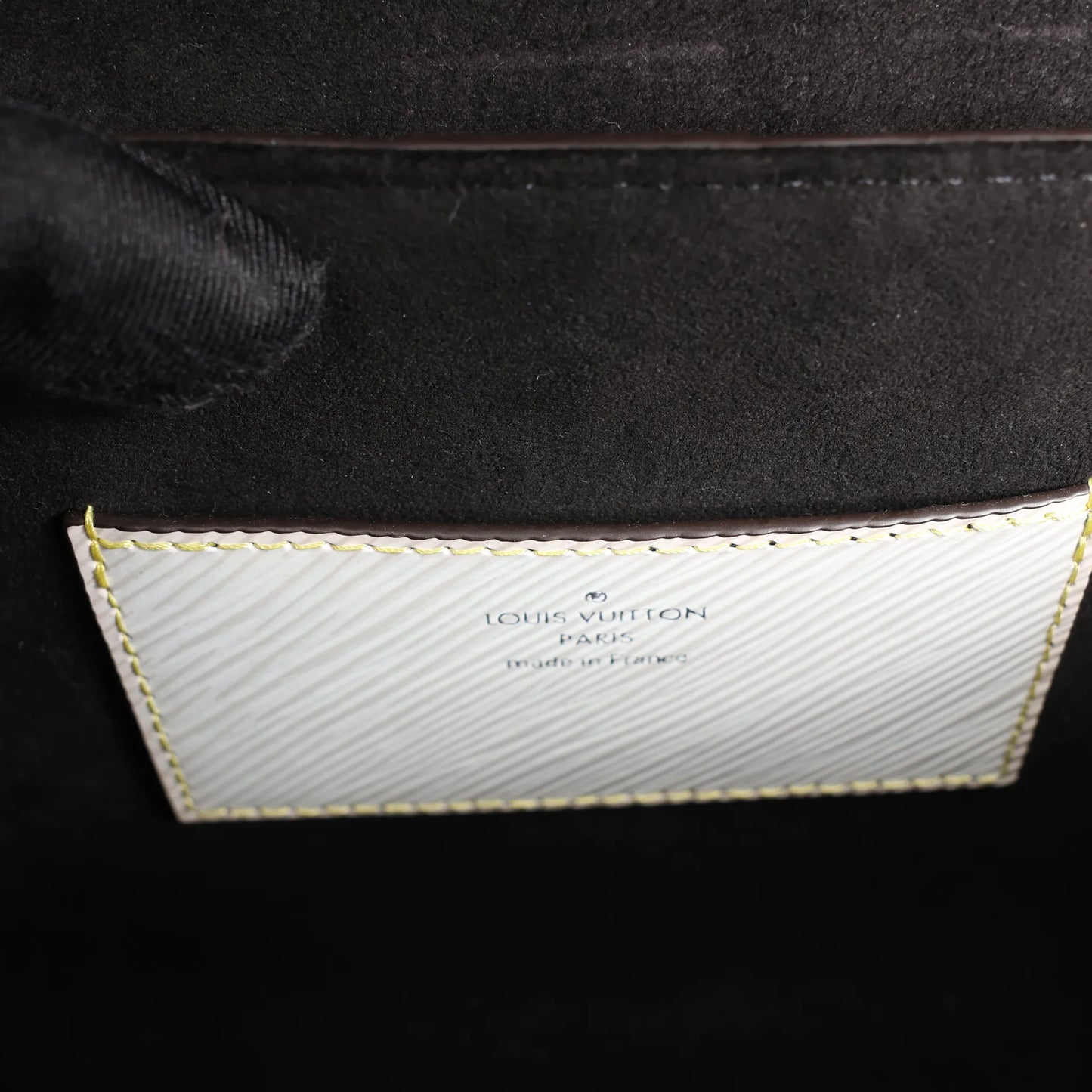 Louis Vuitton Twist MM Epi Leather Shoulder Bag in Multicolor M53717