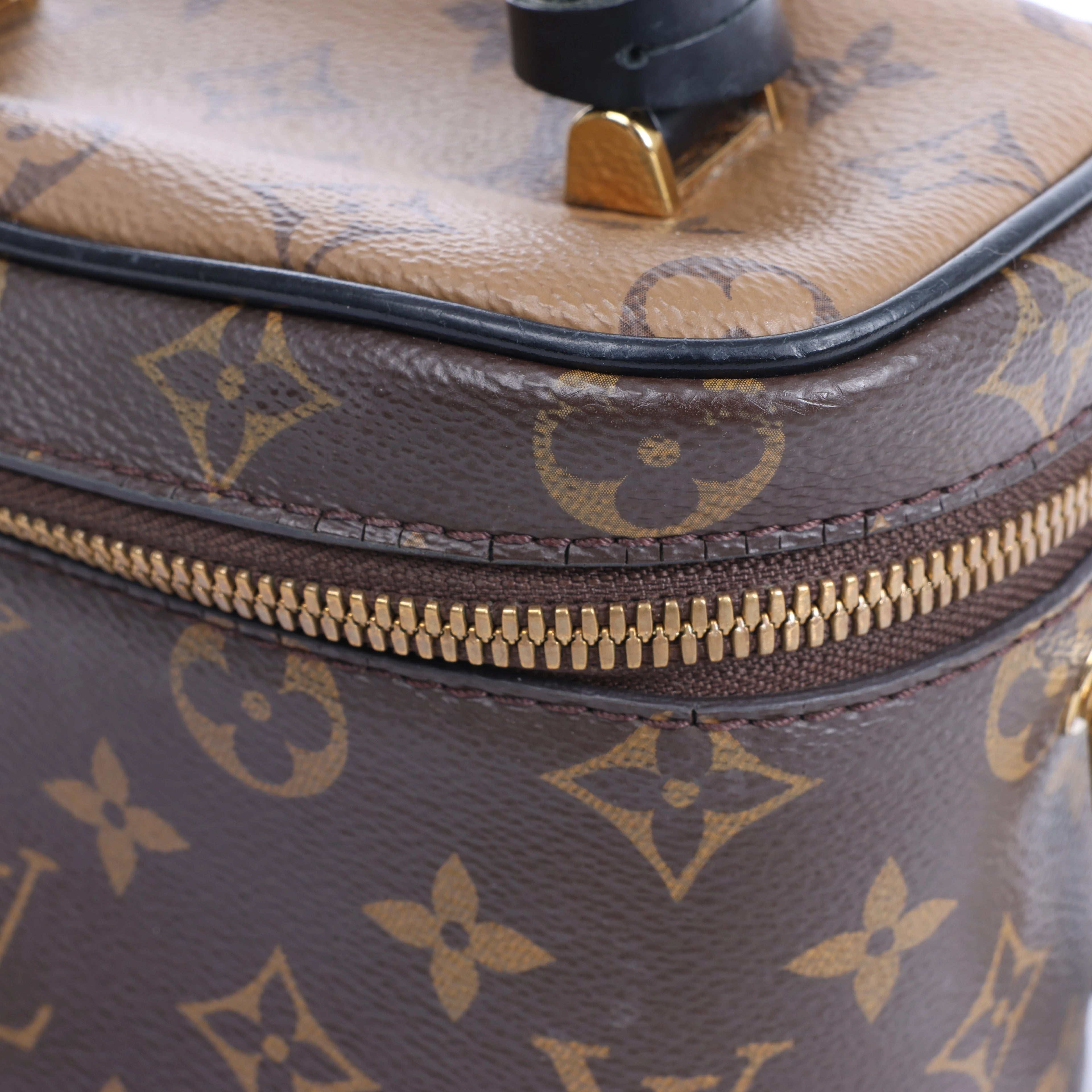 Bolso bandolera Louis Vuitton Utility Monogram en marrón M80446
