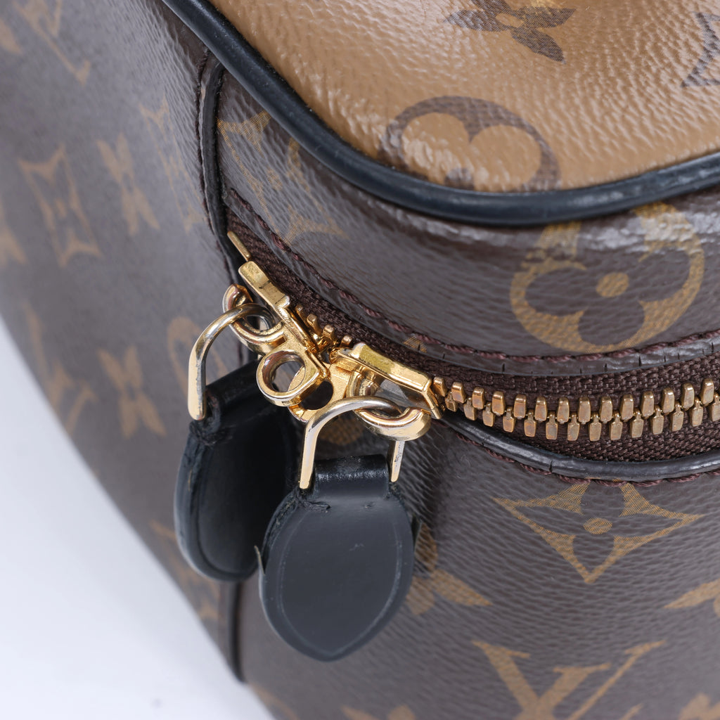 Bolso bandolera Louis Vuitton Utility Monogram en marrón M80446