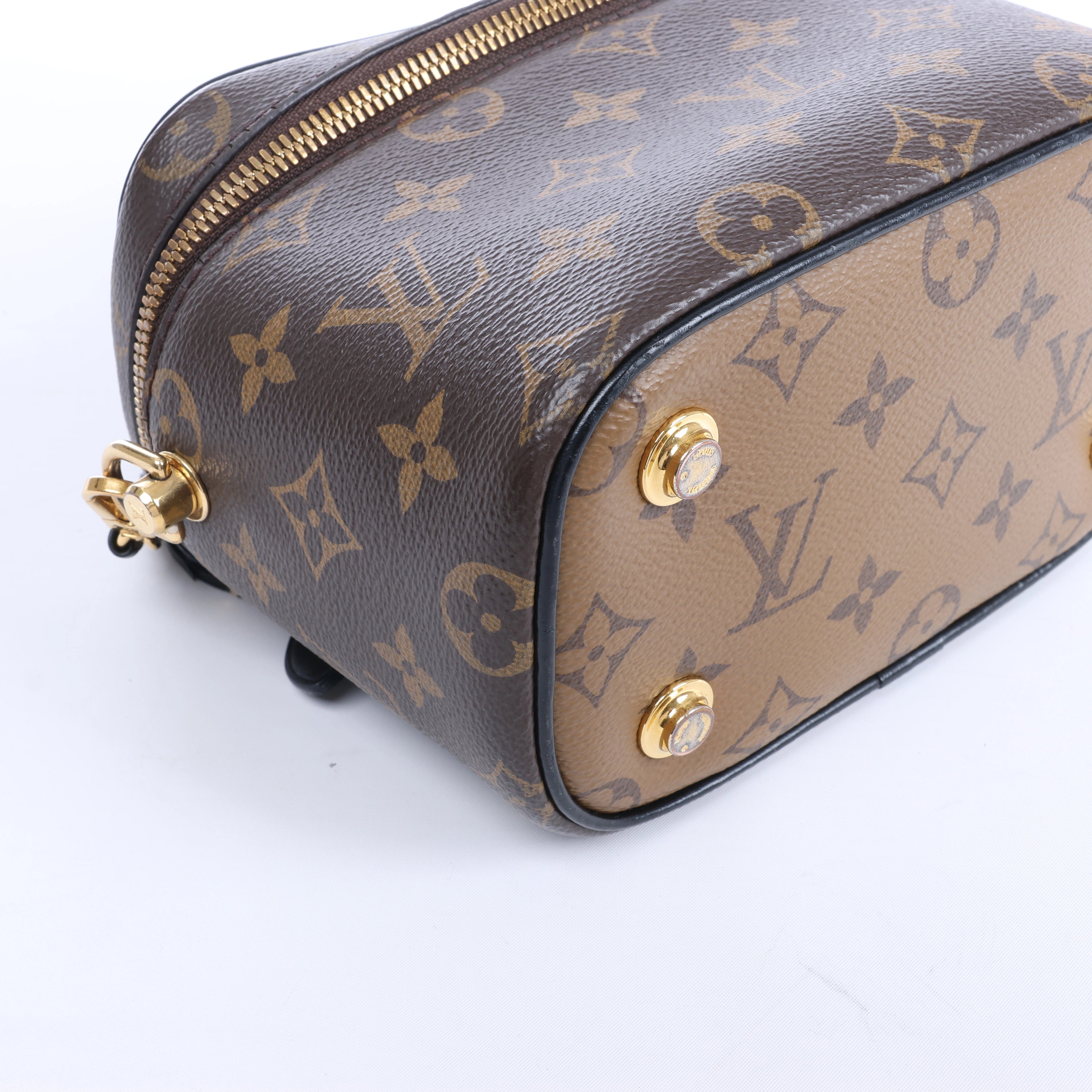 Bolso bandolera Louis Vuitton Utility Monogram en marrón M80446
