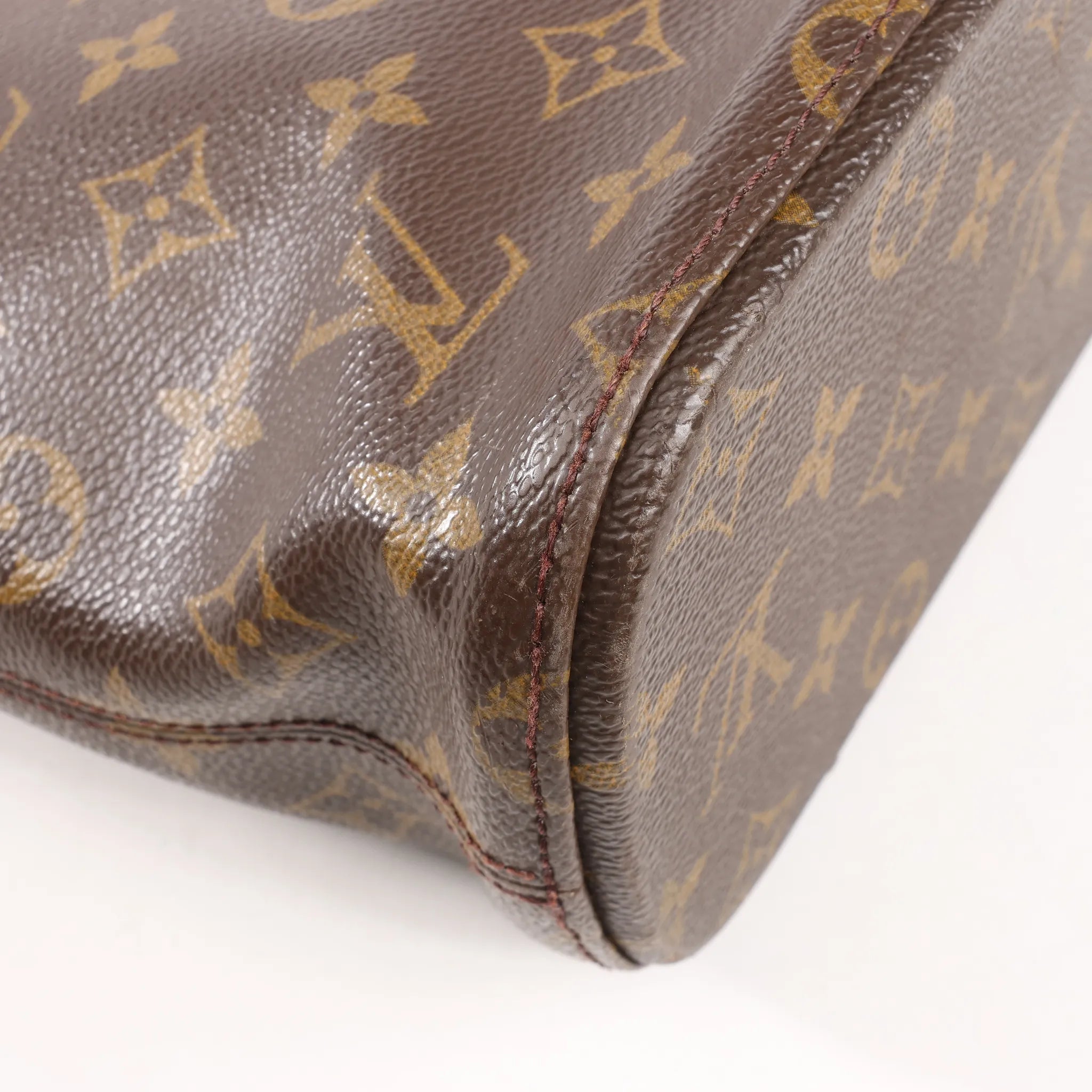 Louis Vuitton Monogram Vavin GM Shoulder Bag in Brown M51170