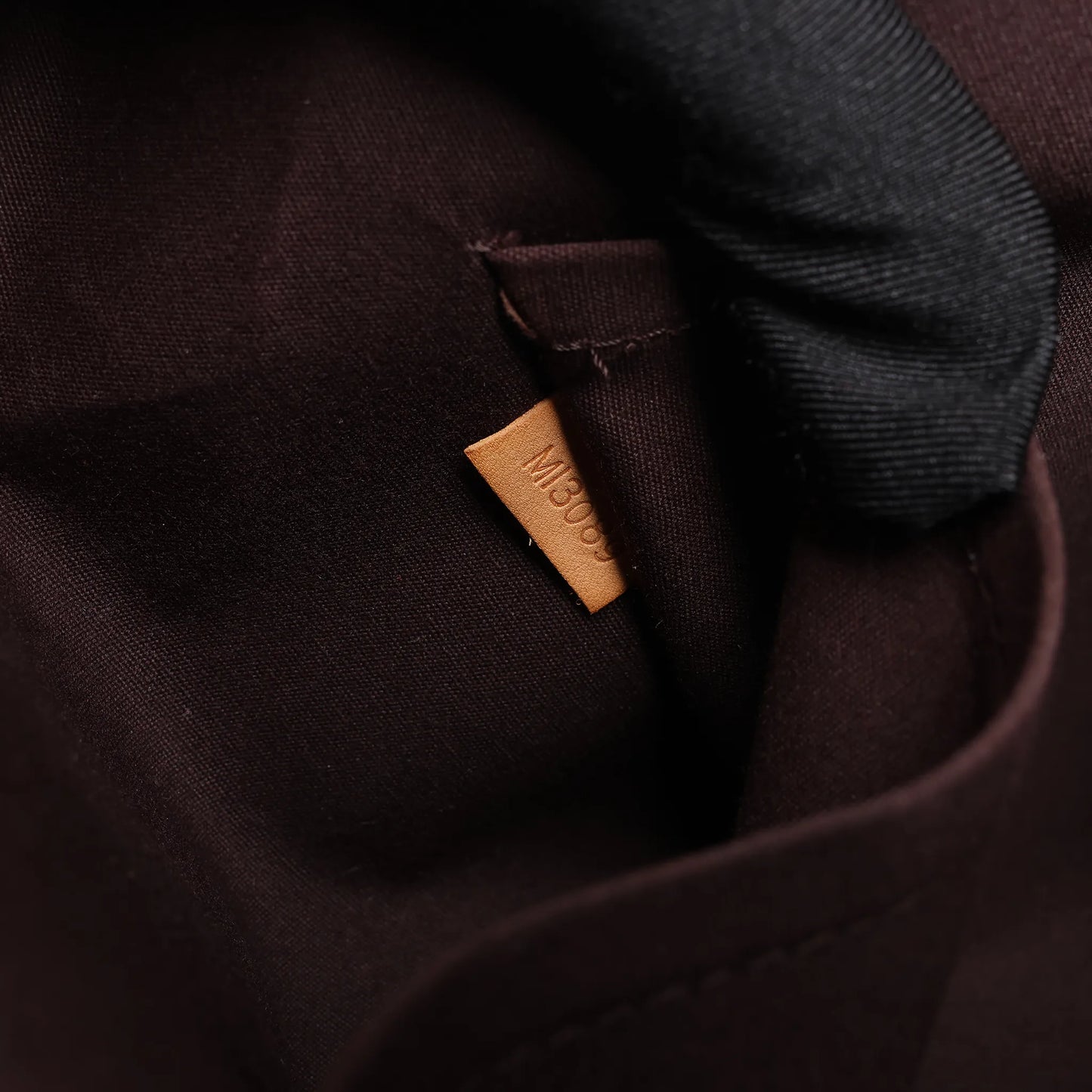 Louis Vuitton Vernis Alma GM Sac à main en Amarante M91687