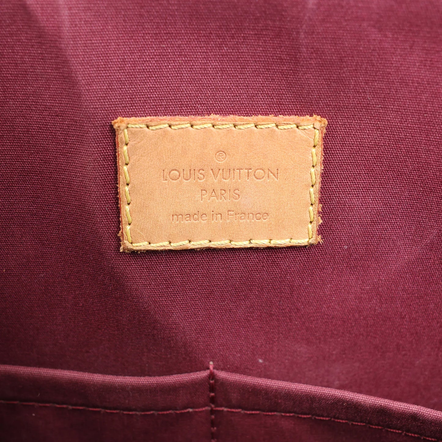 Louis Vuitton Vernis Alma GM Handbag in Burgundy M91687