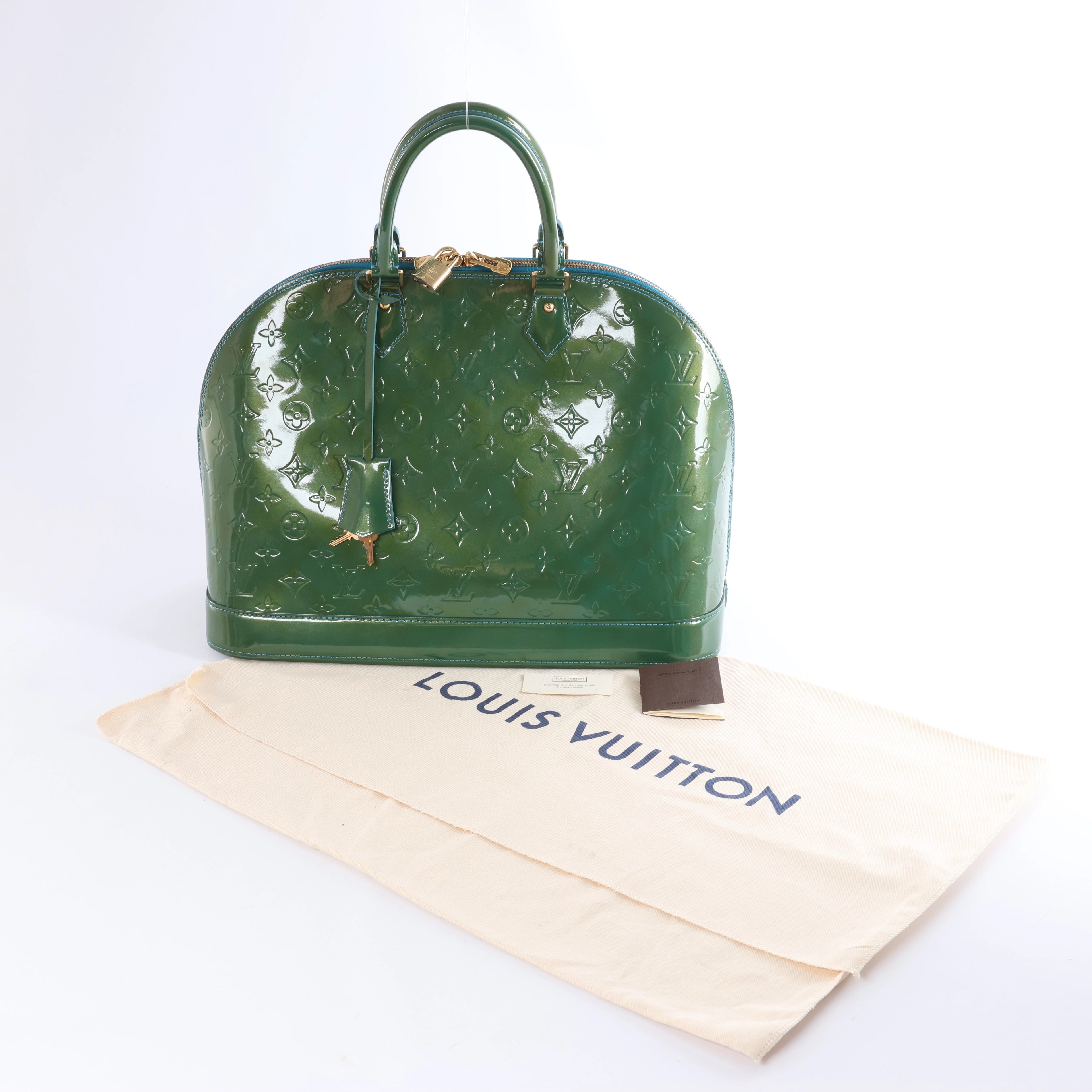 Bolso Louis Vuitton Monogram Vernis Alma BB en verde M90302