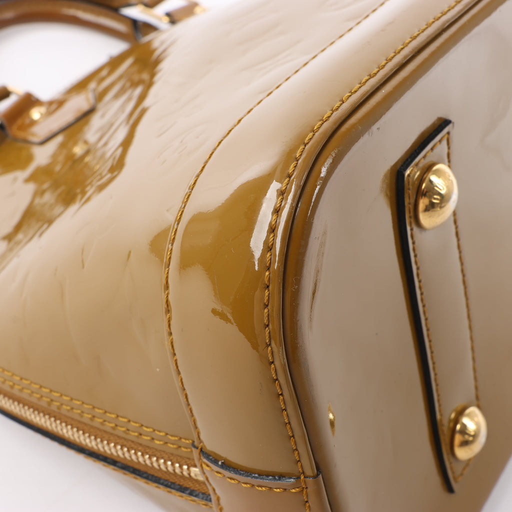 Louis Vuitton Vernis Alma Handbag in Olive M91582