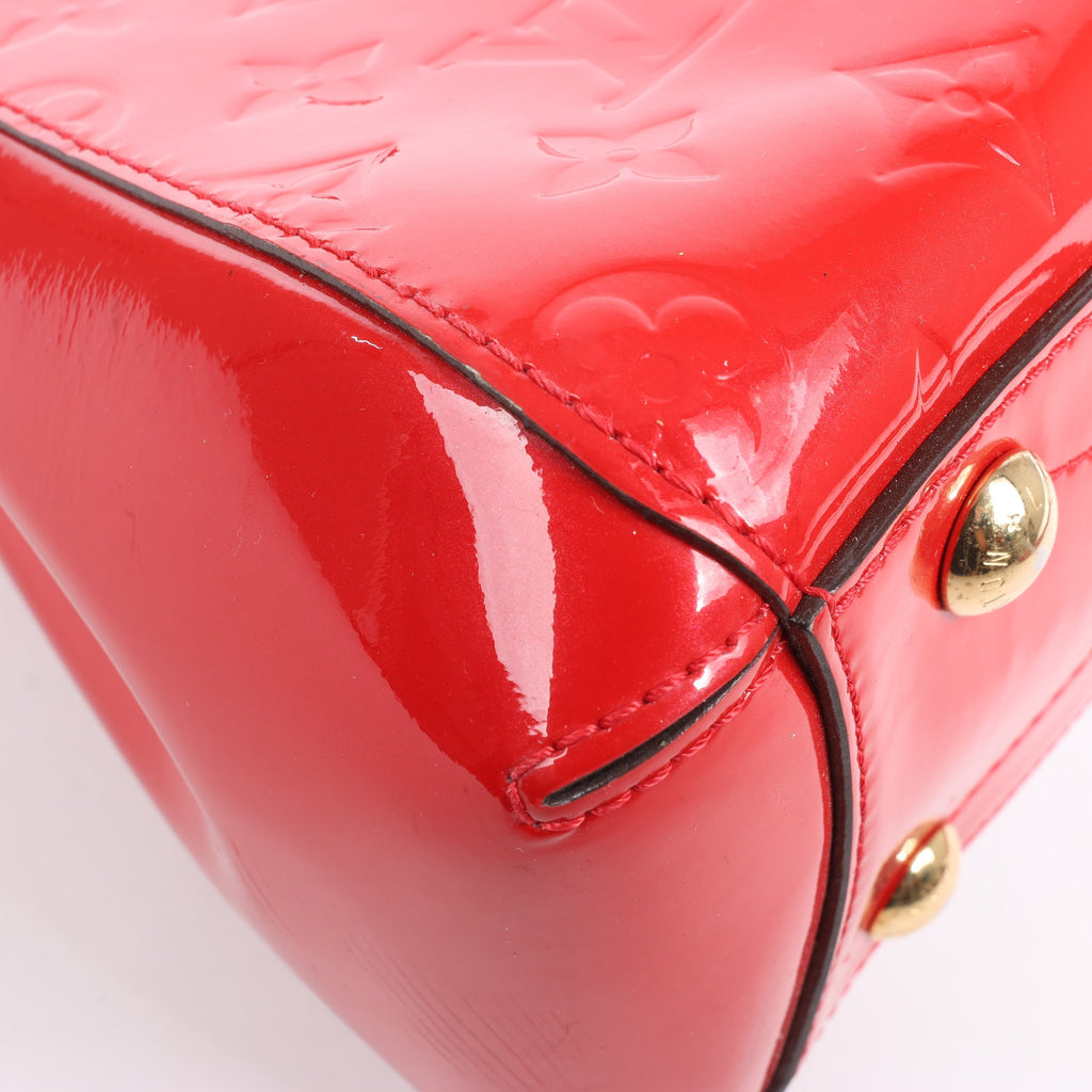 Louis Vuitton Vernis Montaigne BB Handbag in Red M50170