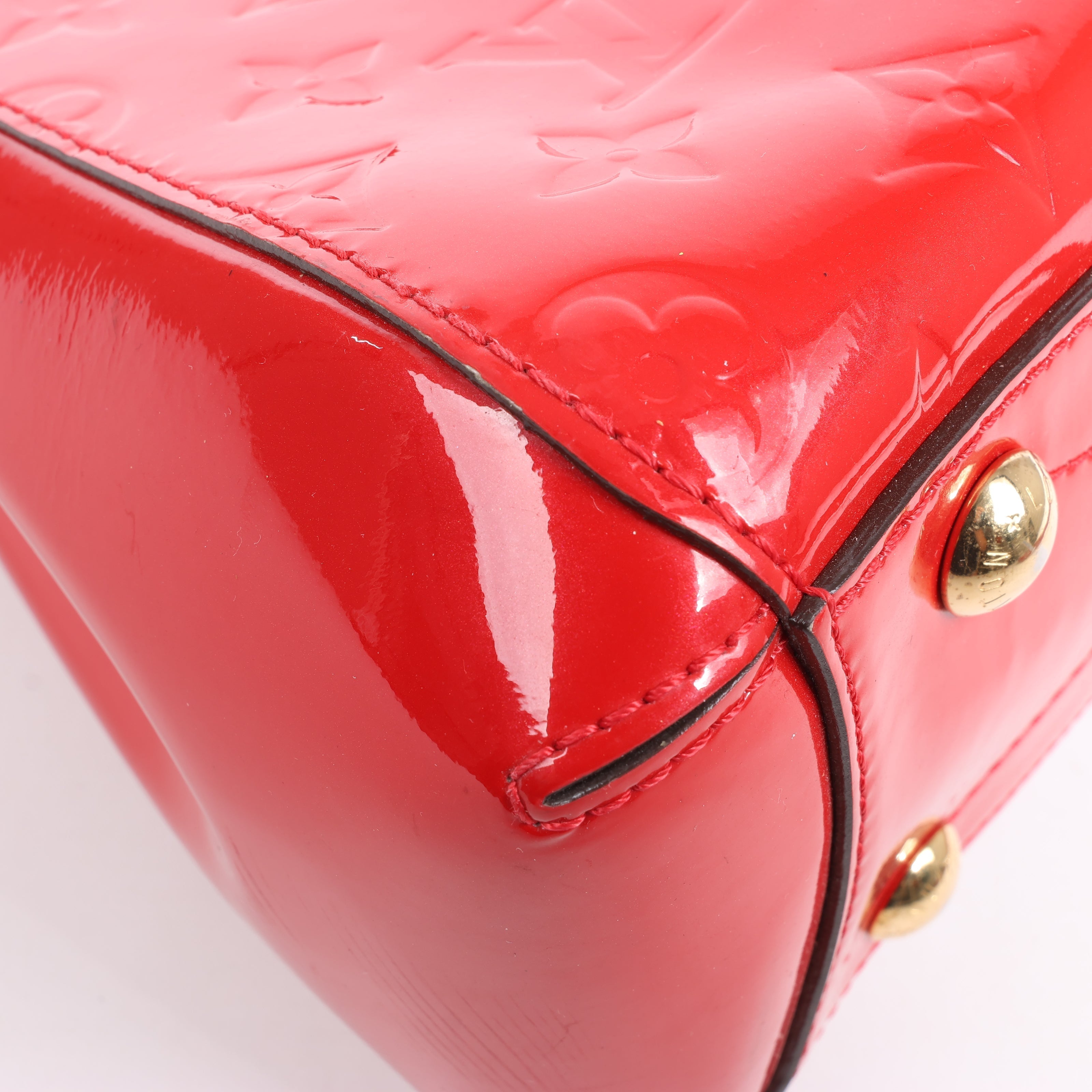Louis Vuitton Vernis Montaigne BB Handbag in Red M50170