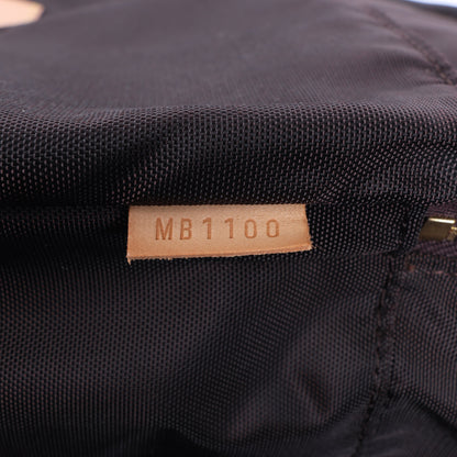 Louis Vuitton Vernis Suitcase Pegase 45 Travel Bag in Amarante M91277