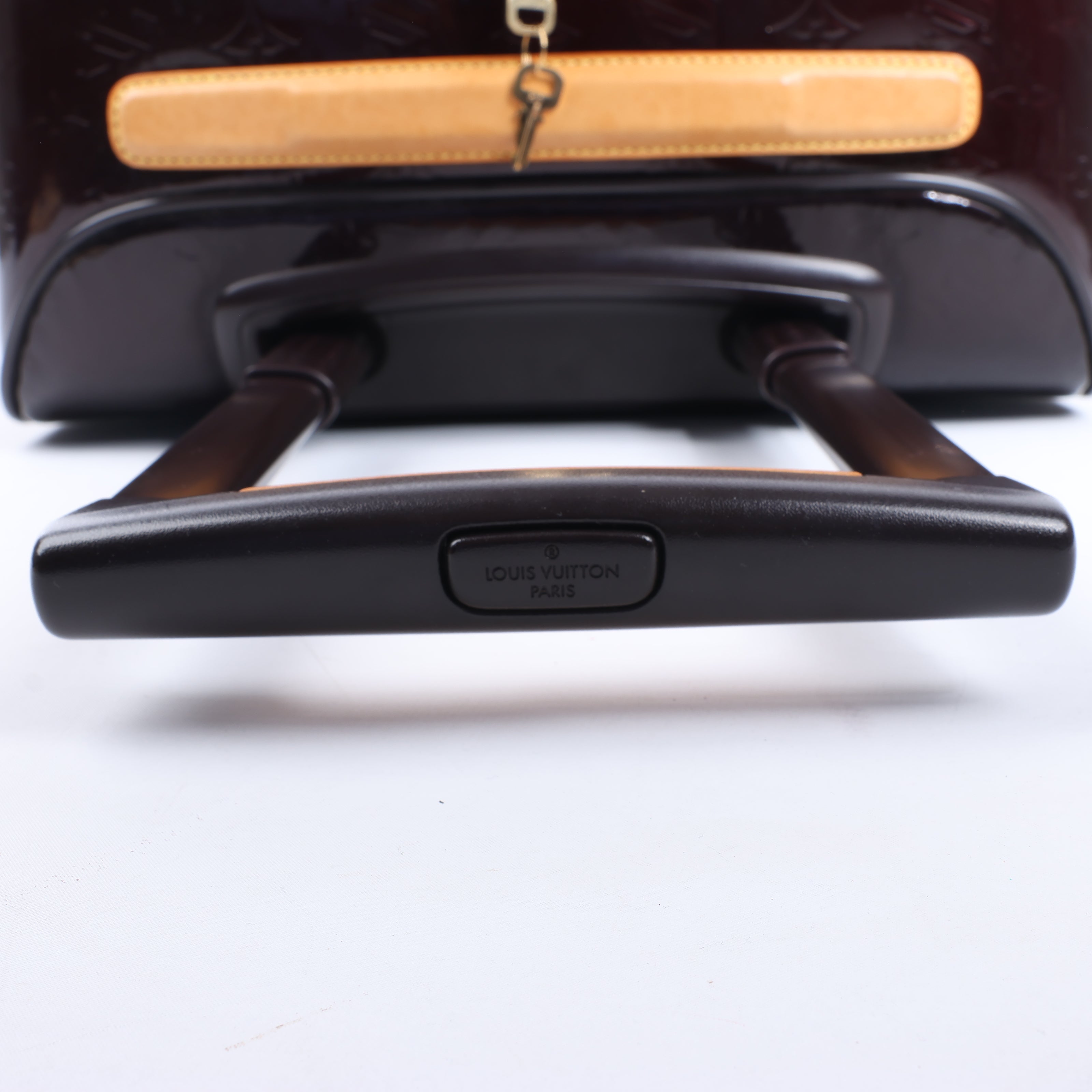 Louis Vuitton Vernis Suitcase Pegase 45 Travel Bag in Amarante M91277