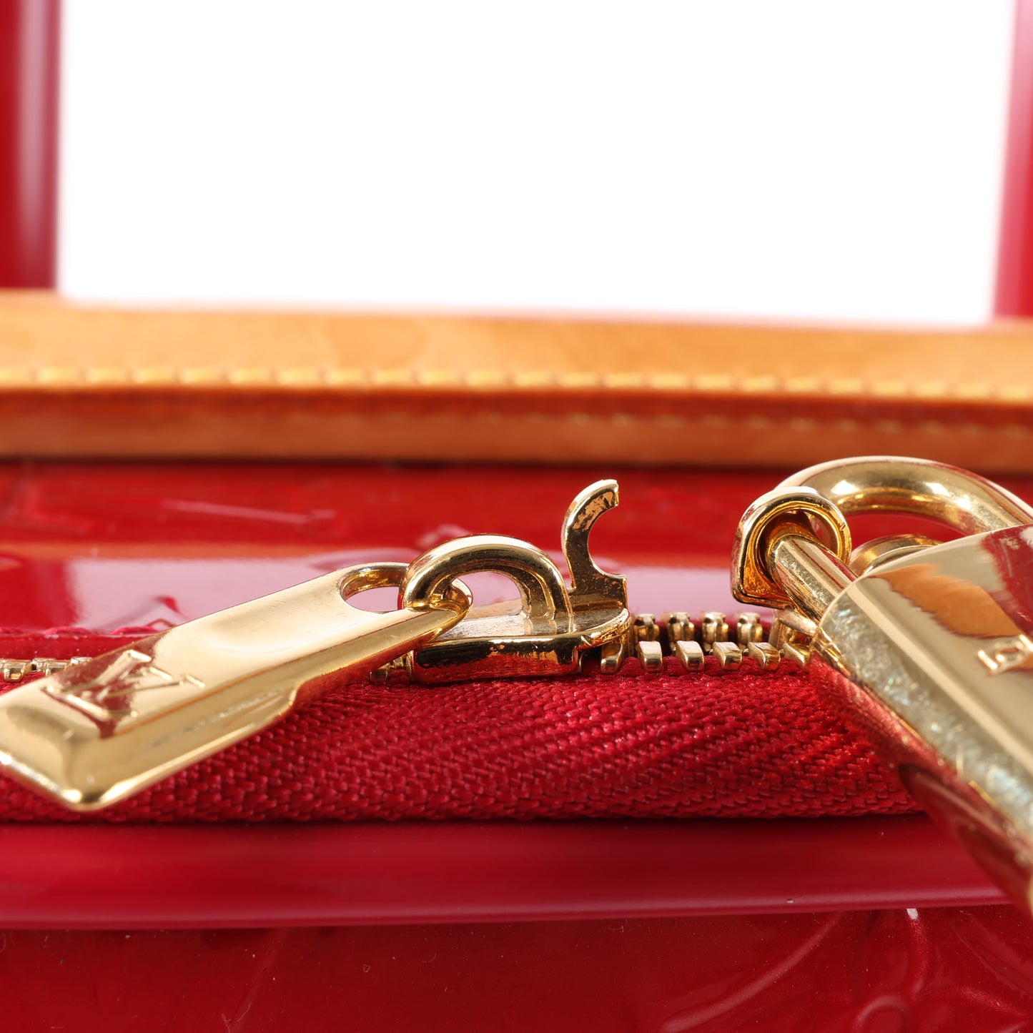 Louis Vuitton Vernis Suitcase Pegase 45 Travel Bag in Red M91278