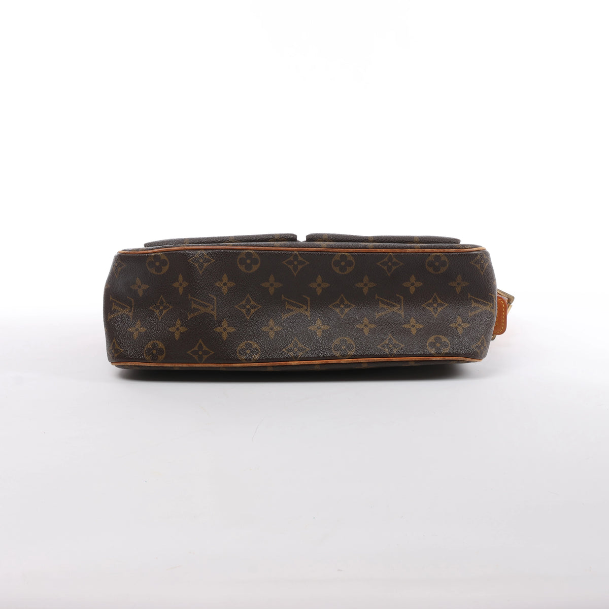 Bolso de hombro Louis Vuitton Noe de cuero Epi en negro y rojo castellano M44017