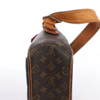 Bolso de hombro Louis Vuitton Noe de cuero Epi en negro y rojo castellano M44017