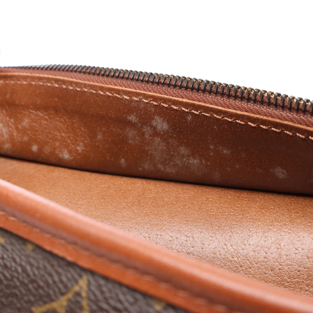 Bolso de mano Louis Vuitton Weekend PM Monogram Canvas en marrón M42425