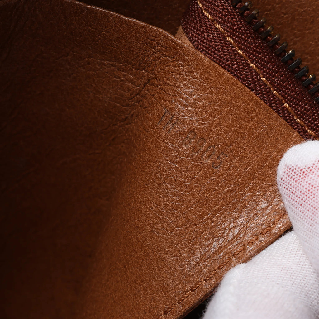 Bolso de mano Louis Vuitton Weekend PM Monogram Canvas en marrón M42425