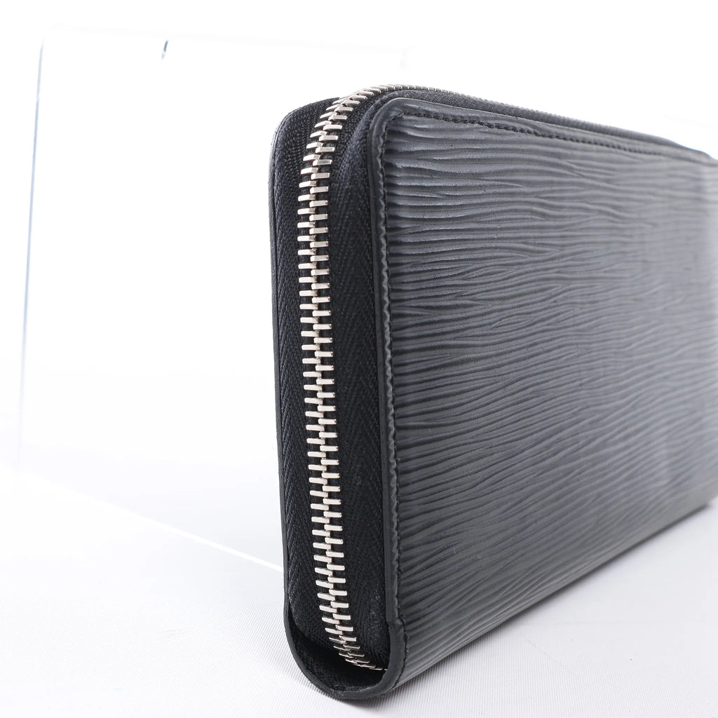 Louis Vuitton Zippy Epi Electric Wallet in Black M6007N