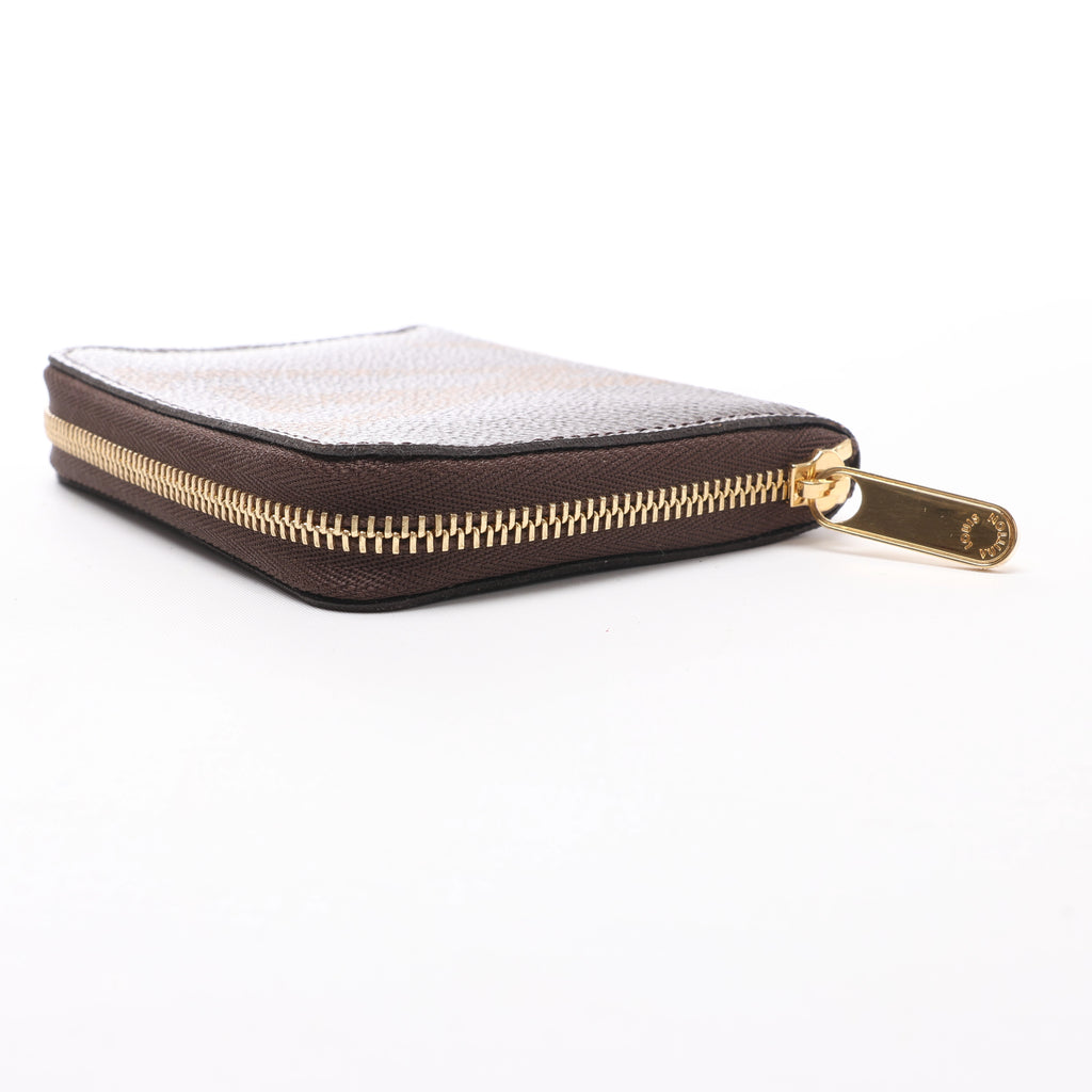 Louis Vuitton Zippy Monogram Giant Reverse Wallet in Brown M69354