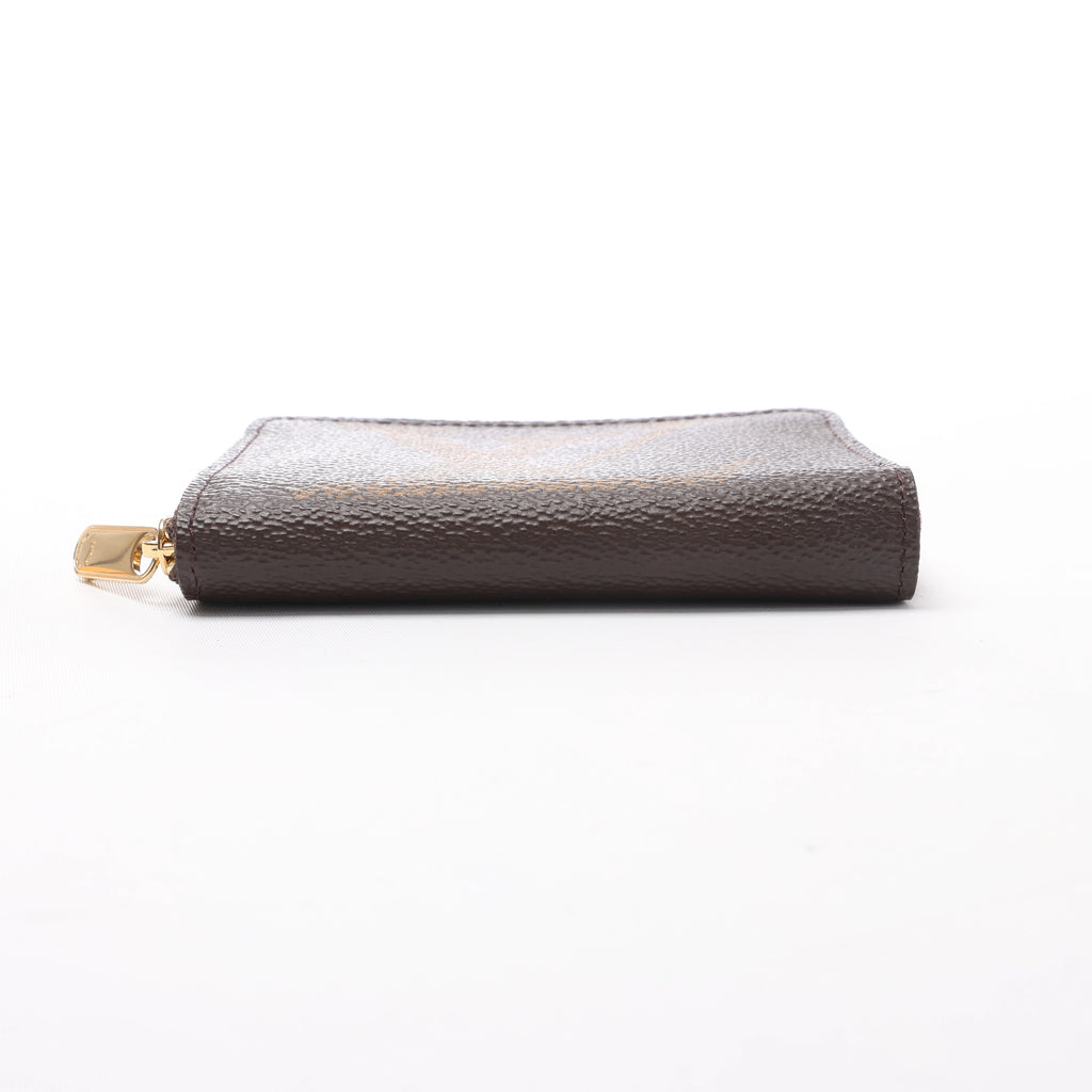 Louis Vuitton Zippy Monogram Giant Reverse Wallet in Brown M69354