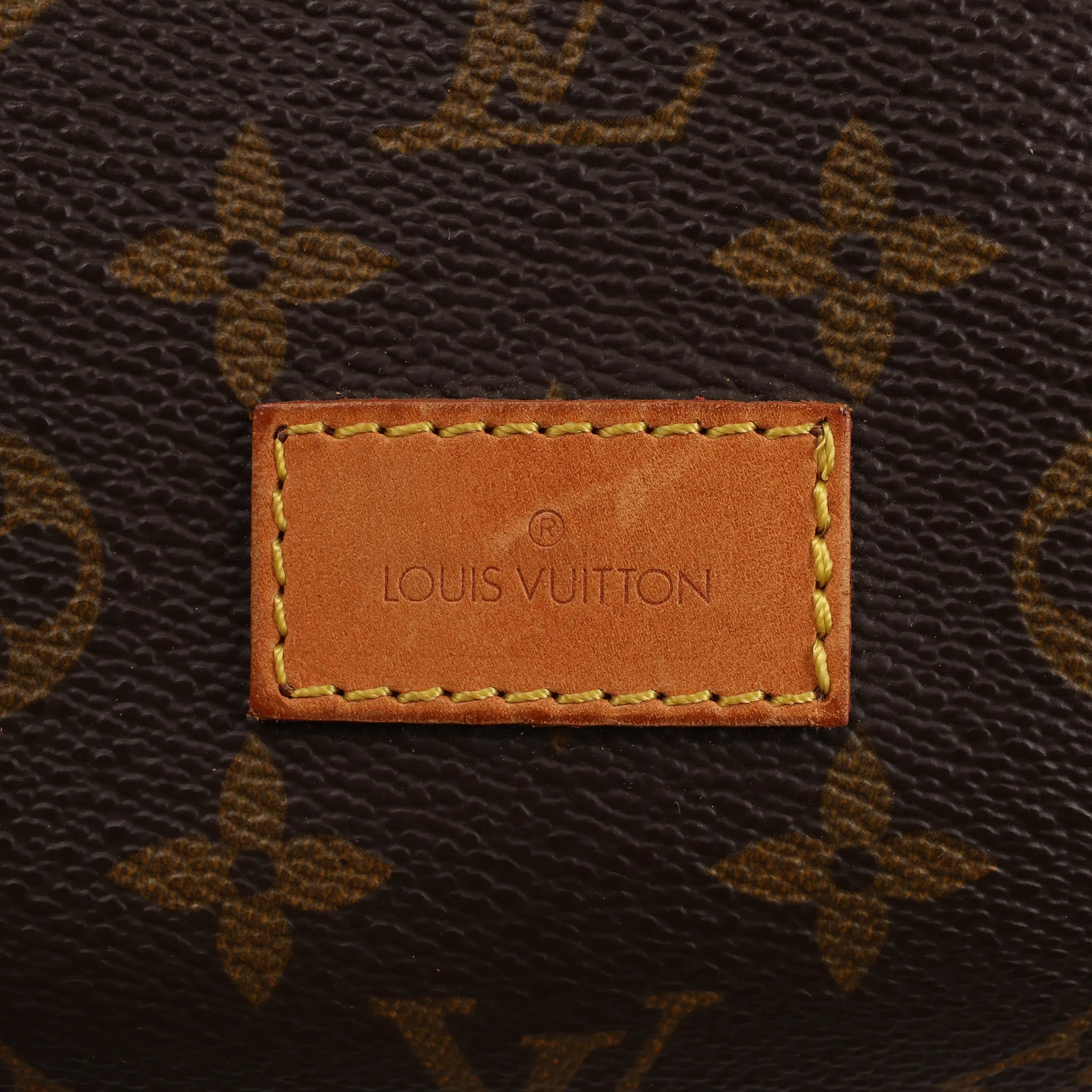 Louis Vuitton Monogram Canvas Saumur 43 Crossbody Bag M42252