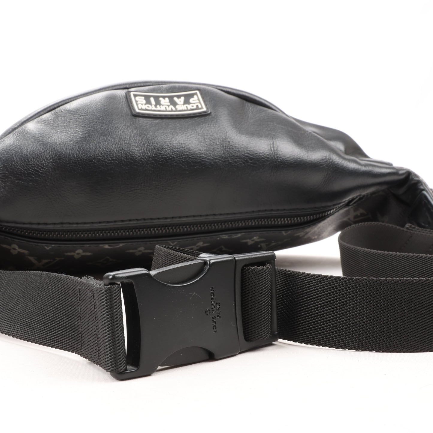 Louis Vuitton Monogram Canvas Galaxy Discovery Bumbag Crossbody Bag M44444