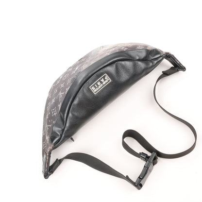 Louis Vuitton Monogram Canvas Galaxy Discovery Bumbag Crossbody Bag M44444