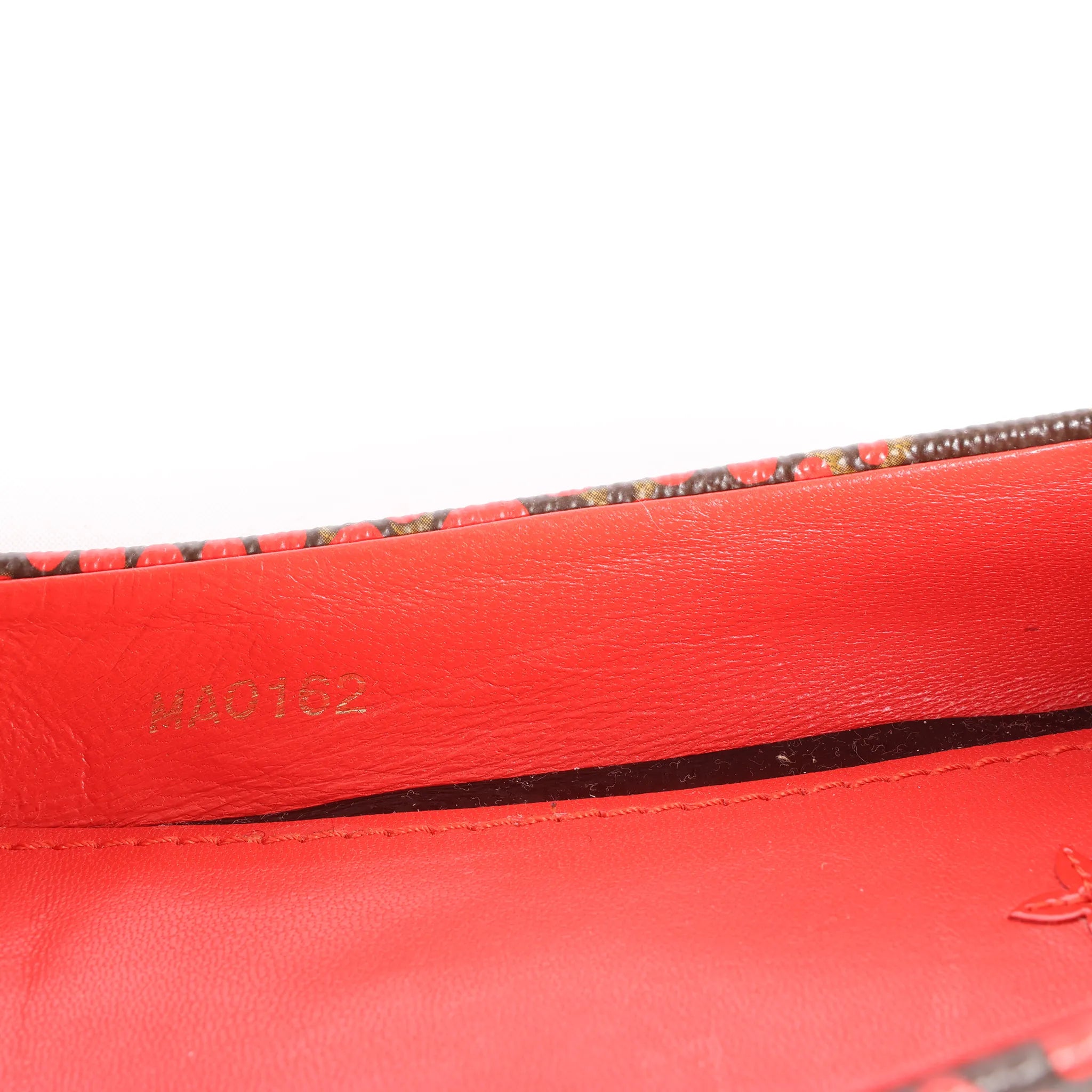 Louis Vuitton x Yayoi Kusama Bow 12 years Leather Polka Dot Ballet Flats in Red x Black, Size 38.5 EU