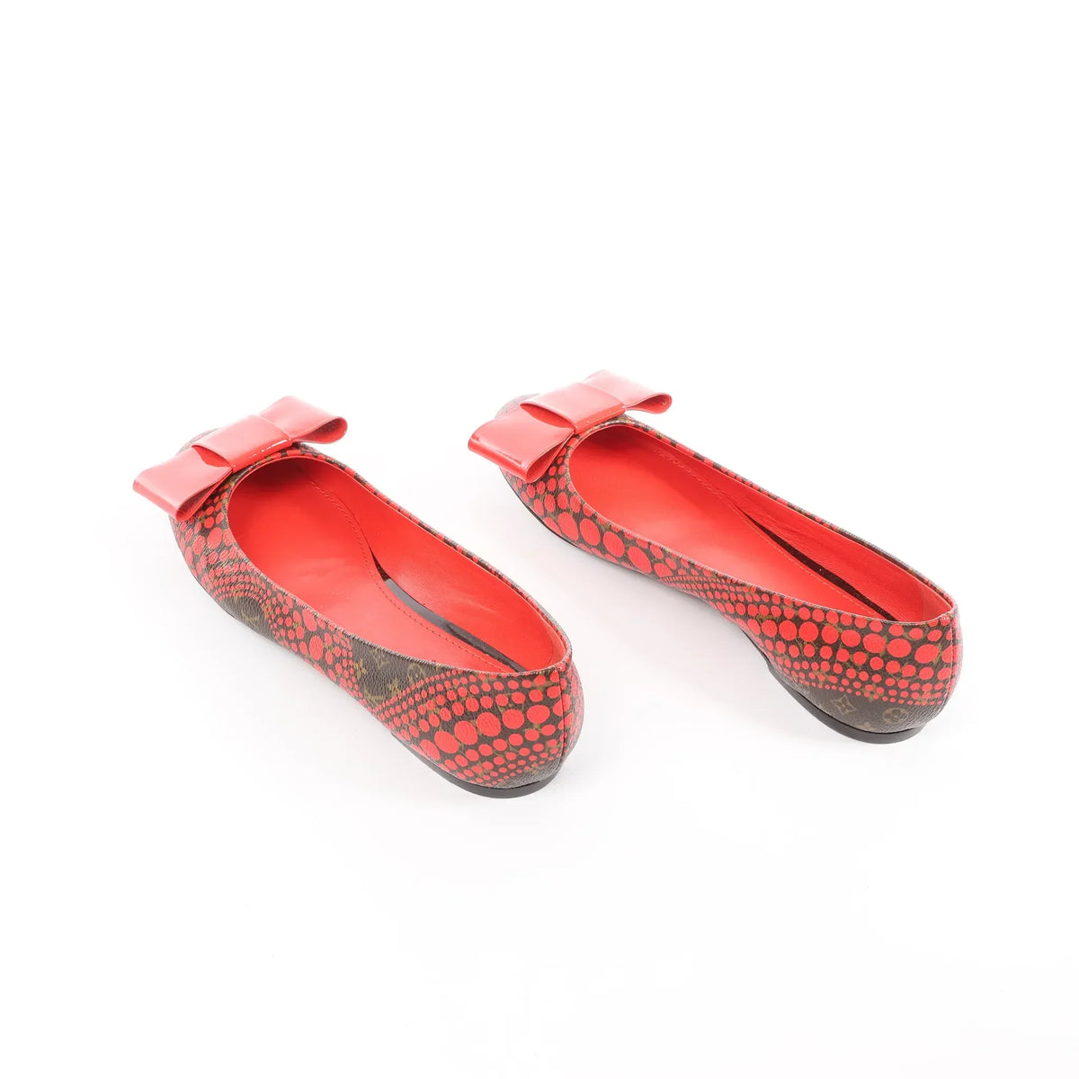 Louis Vuitton x Yayoi Kusama Bow 12 years Leather Polka Dot Ballet Flats in Red x Black, Size 38.5 EU