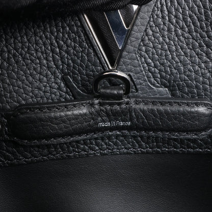 Sac à main Louis Vuitton x Taurillon Capucines MM 2 en 1 noir M21663