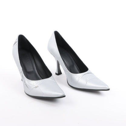 MAISON MARGIELA MM6 9 cm Laminated Leather Pumps in Silver, Size 37 EU