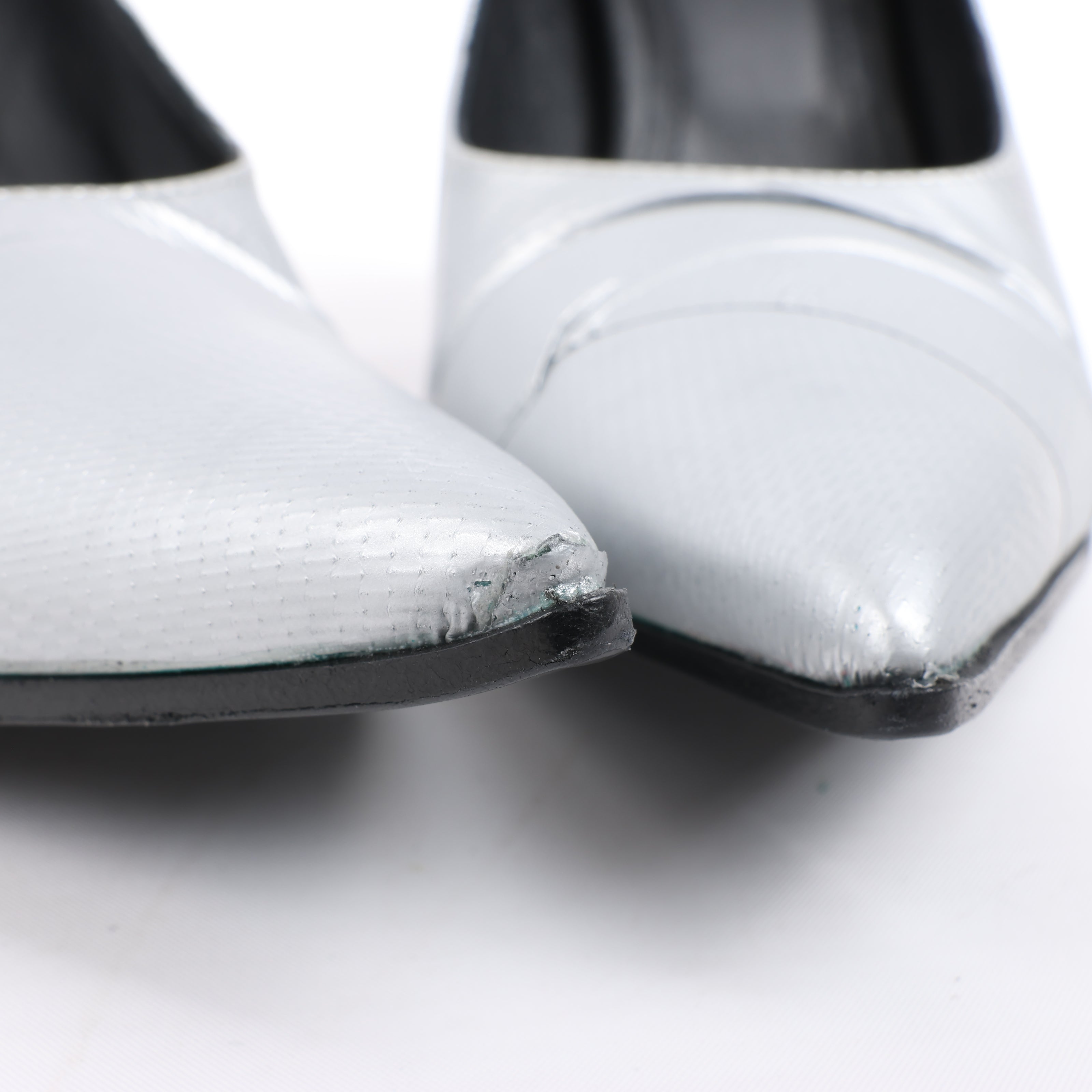 MAISON MARGIELA MM6 9 cm Laminated Leather Pumps in Silver, Size 37 EU