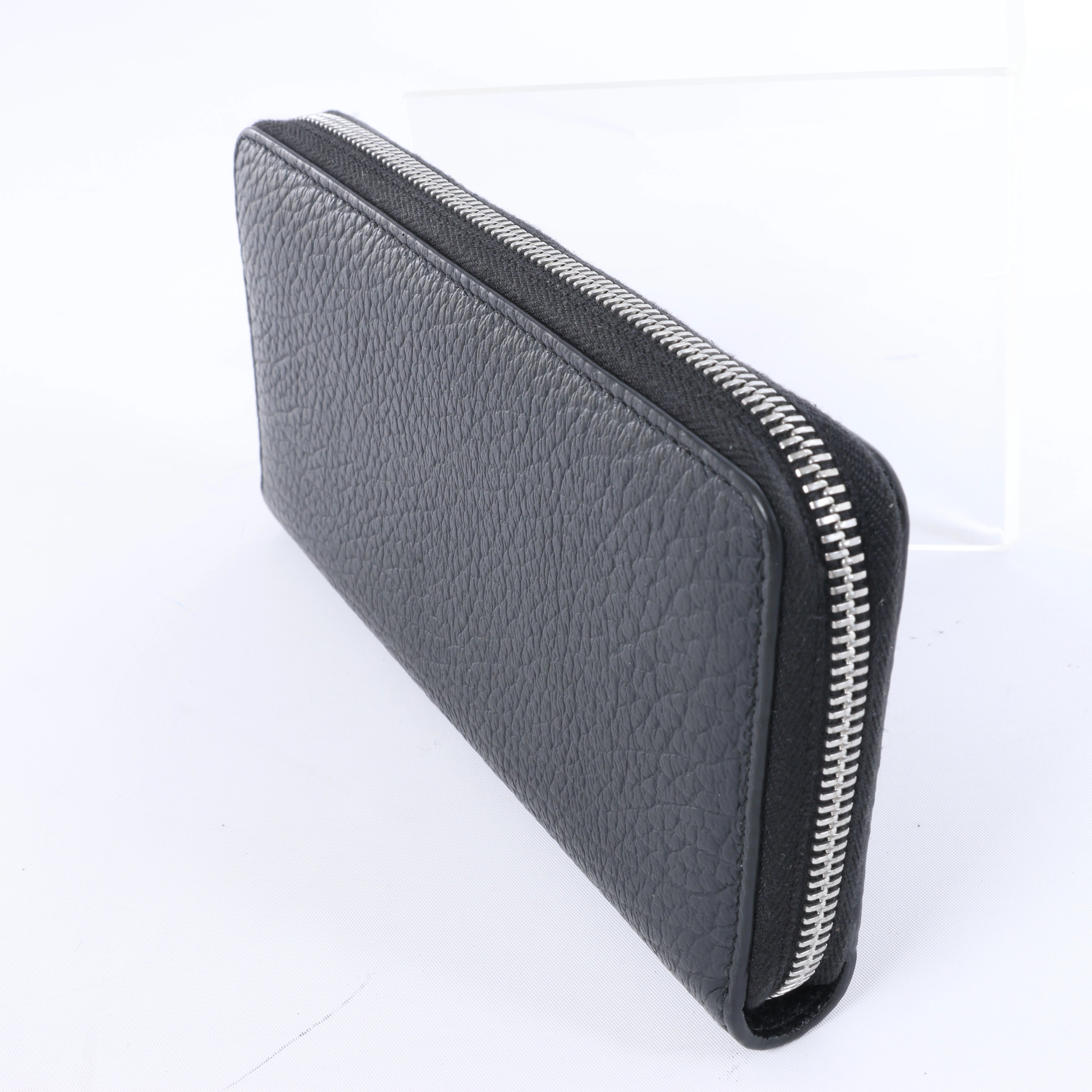 Cartera continental de piel lisa negra de Bottega Veneta