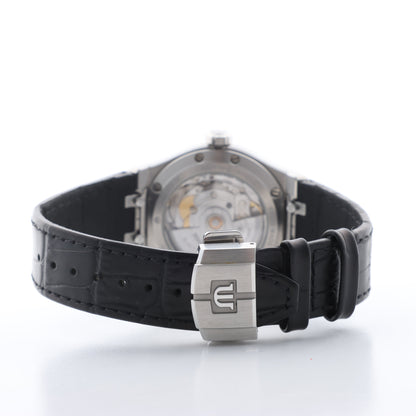 Maurice Lacroix Aikon 39 mm AI6007-SS002-330-1 AY36727 SS &amp; Leder AT Uhr mit schwarzem Zifferblatt