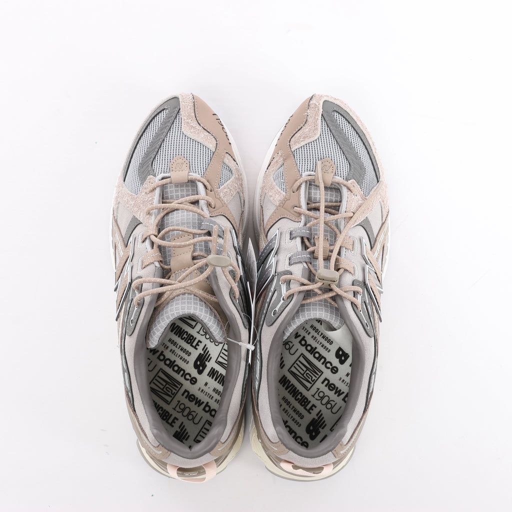 New Balance x N.HOOLYWOOD Leather x Fabric Sneakers in Gray x Brown M1906NIH