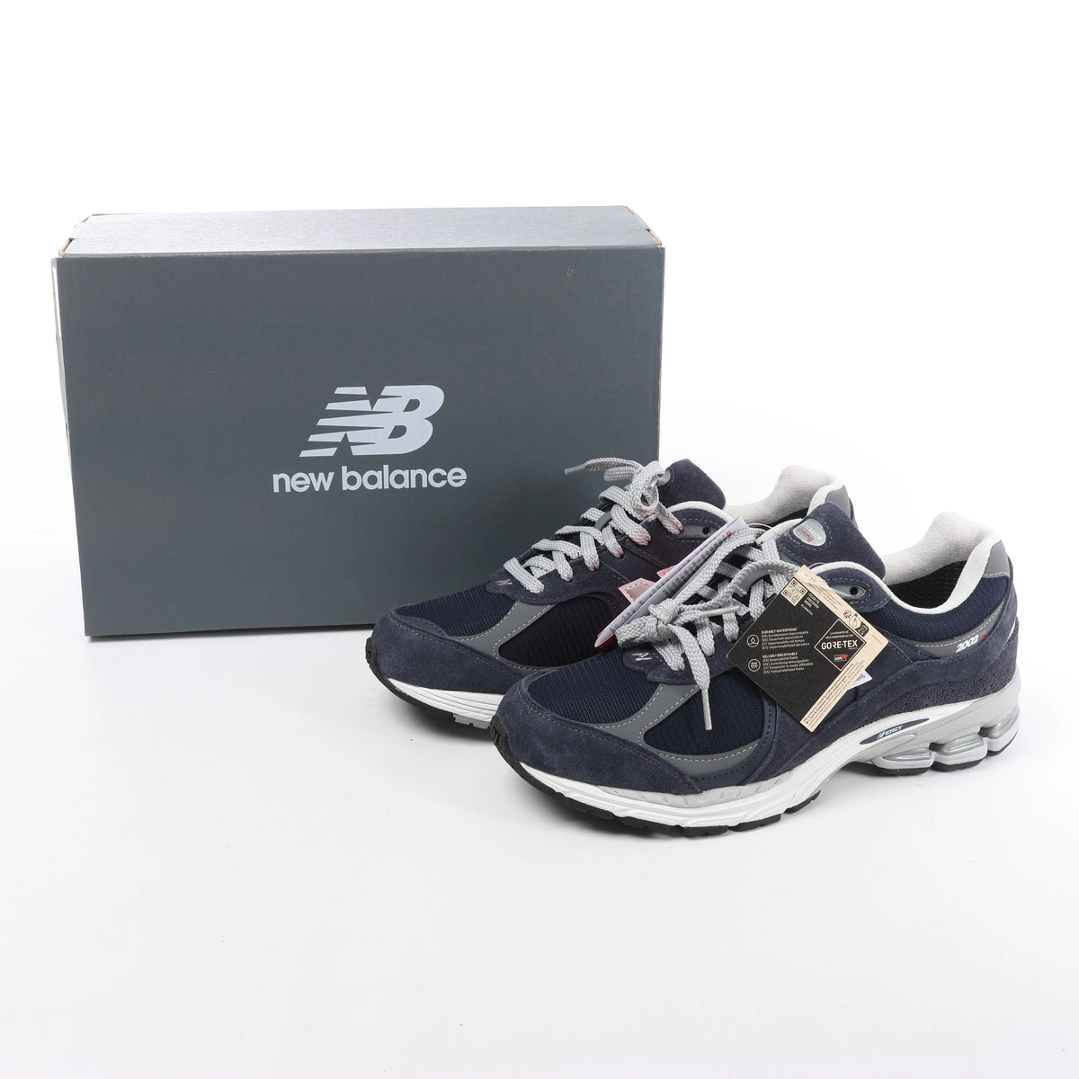 New Balance Suede & Leather Sneakers in Navy x gray M2002RXK, Size EU 42.5